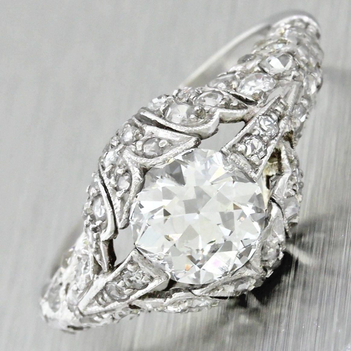 Women's 1920s Antique Art Deco  1.29 carat GIA Diamond Platinum Engagement Ring For Sale