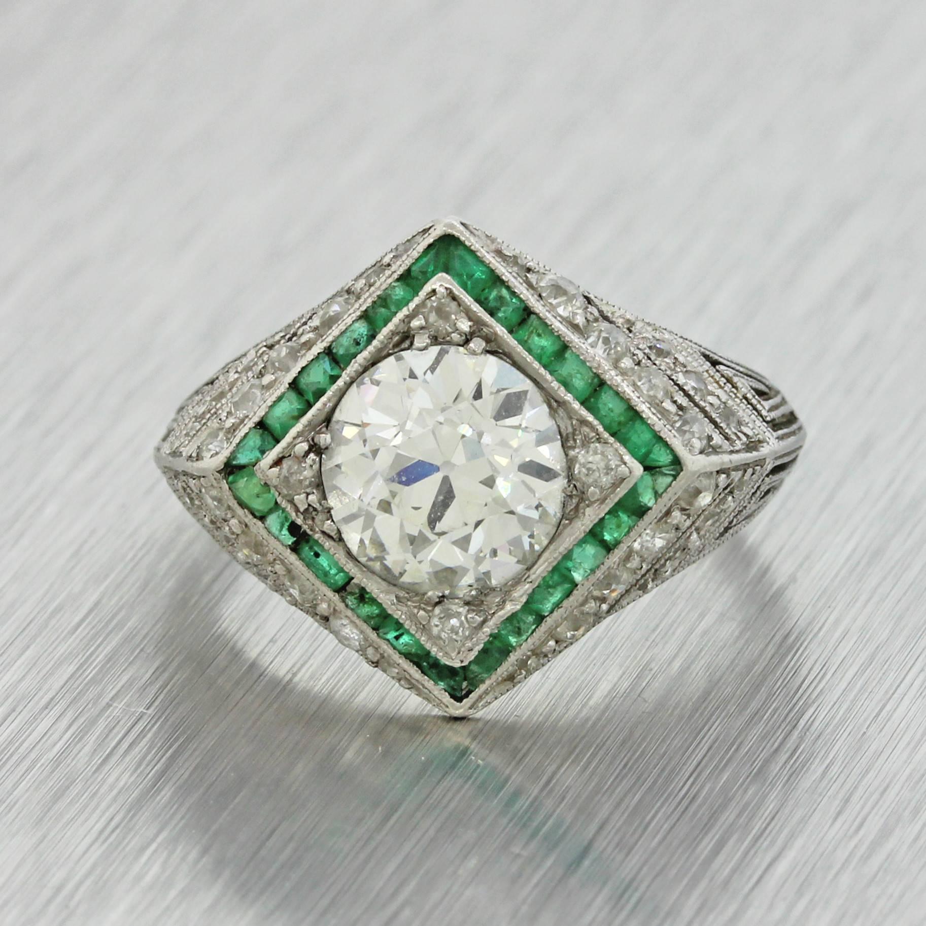 Art Nouveau 1920 Art Deco 1.70 carat  Diamond Emerald Platinum Engagement Ring For Sale