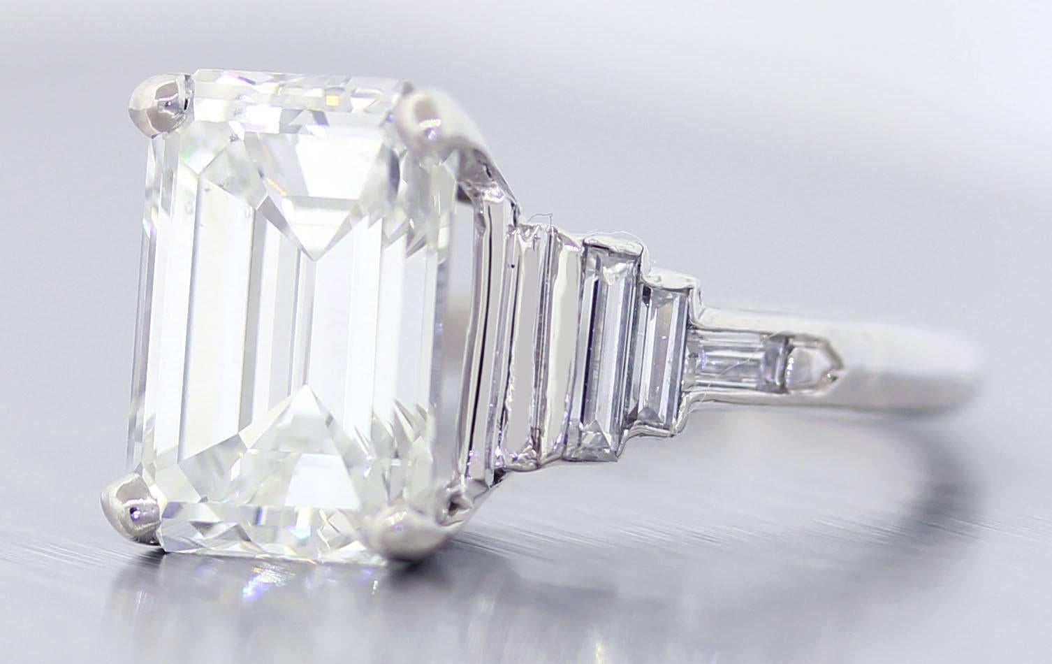 Antique Art Deco 4.60 carat GIA Emerald cut Diamond Platinum Engagement Ring In Excellent Condition For Sale In Huntington, NY
