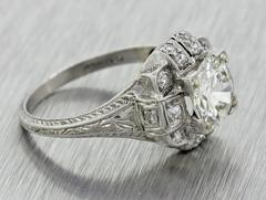 Exquisite Antique Art Deco 1.62 Carat Diamonds Platinum Engagement Ring