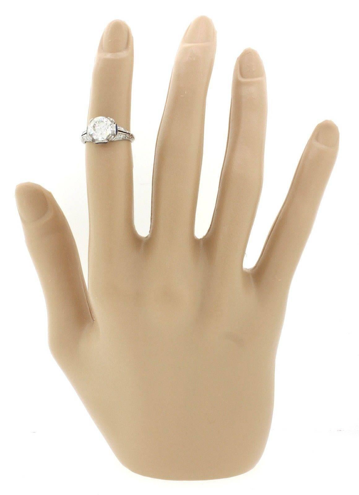 1920s Antique Art Deco Platinum 1.70 Carat GIA Diamond Sapphire Engagement Ring For Sale 2