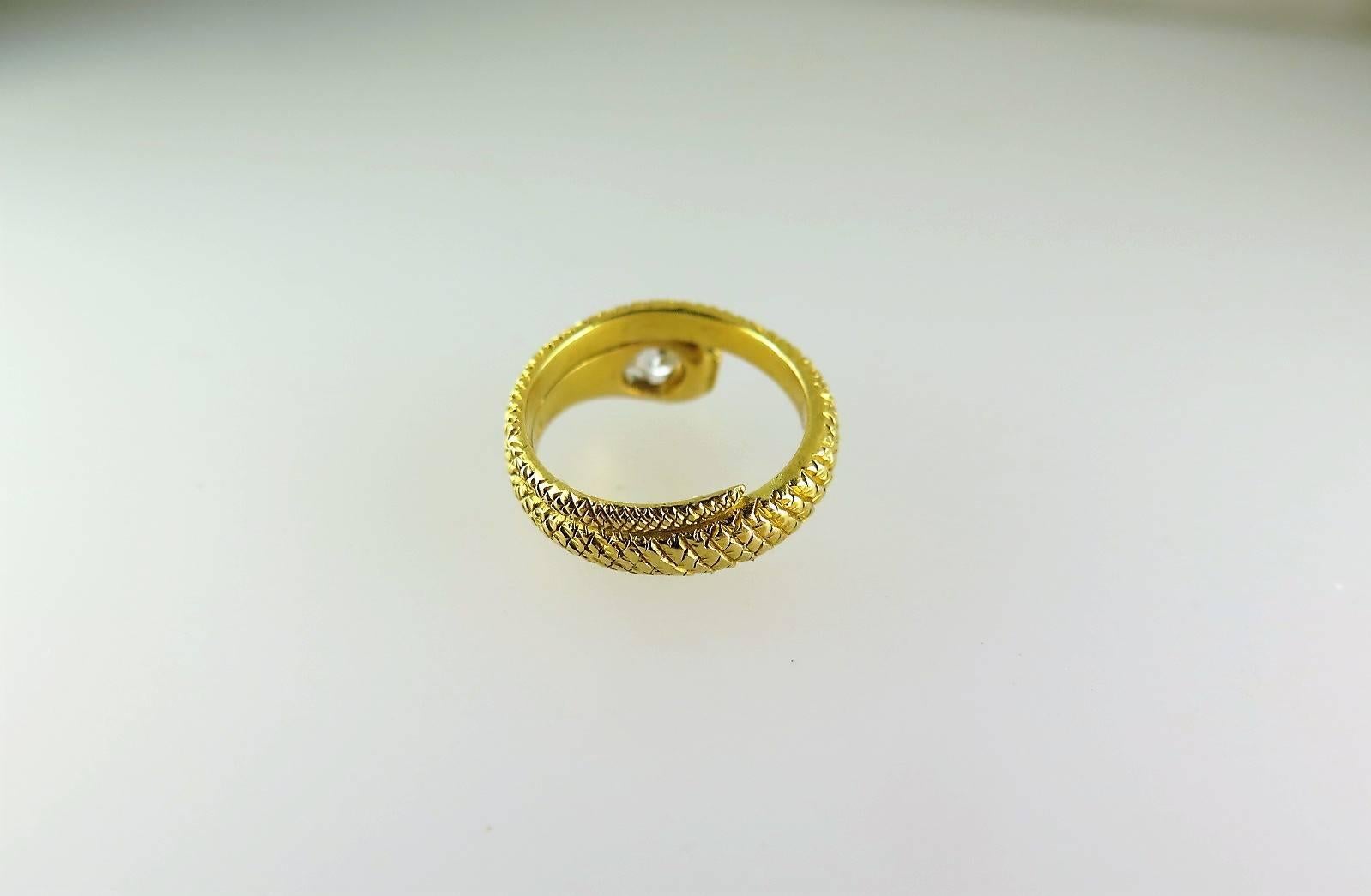 Cushion Cut Antique Gold and Cushion-Shaped Diamond Snake Ring For Sale