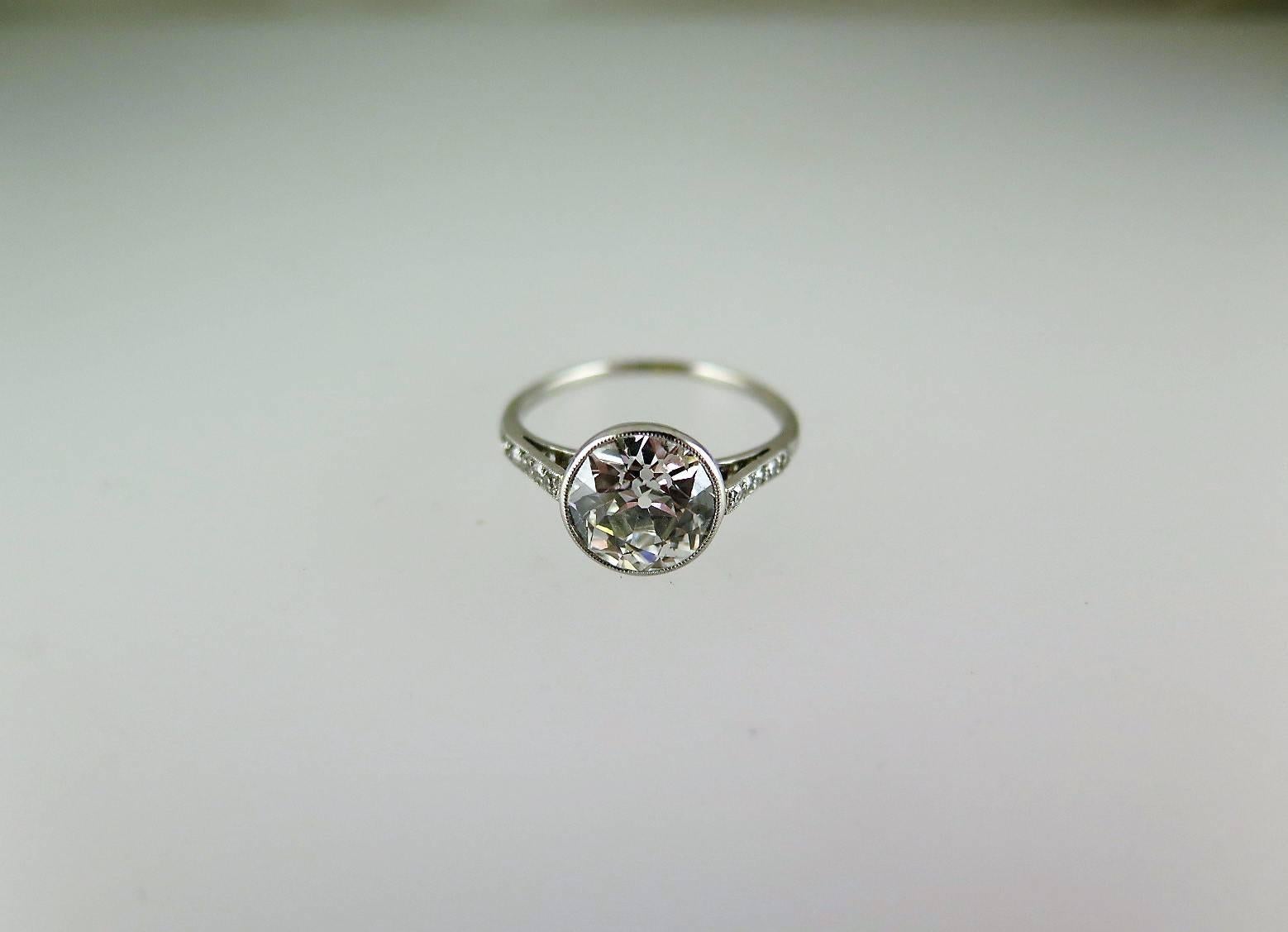 Fine Edwardian Single-Stone Old European-Cut  2.10 carat Diamond Ring For Sale 1