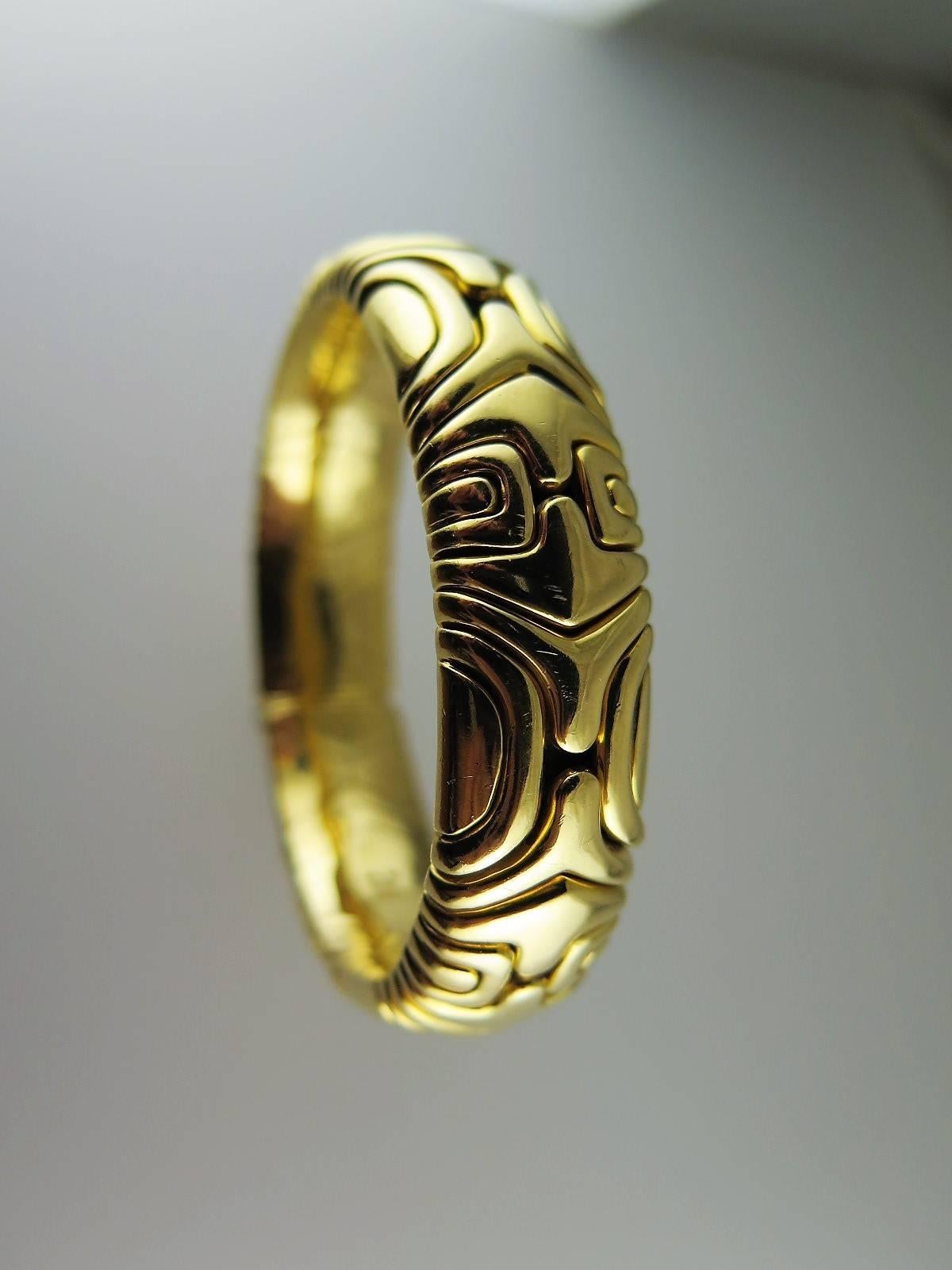 Women's or Men's 18 Carat Gold 'Alveare' Bangle/Bracelet by Bulgari