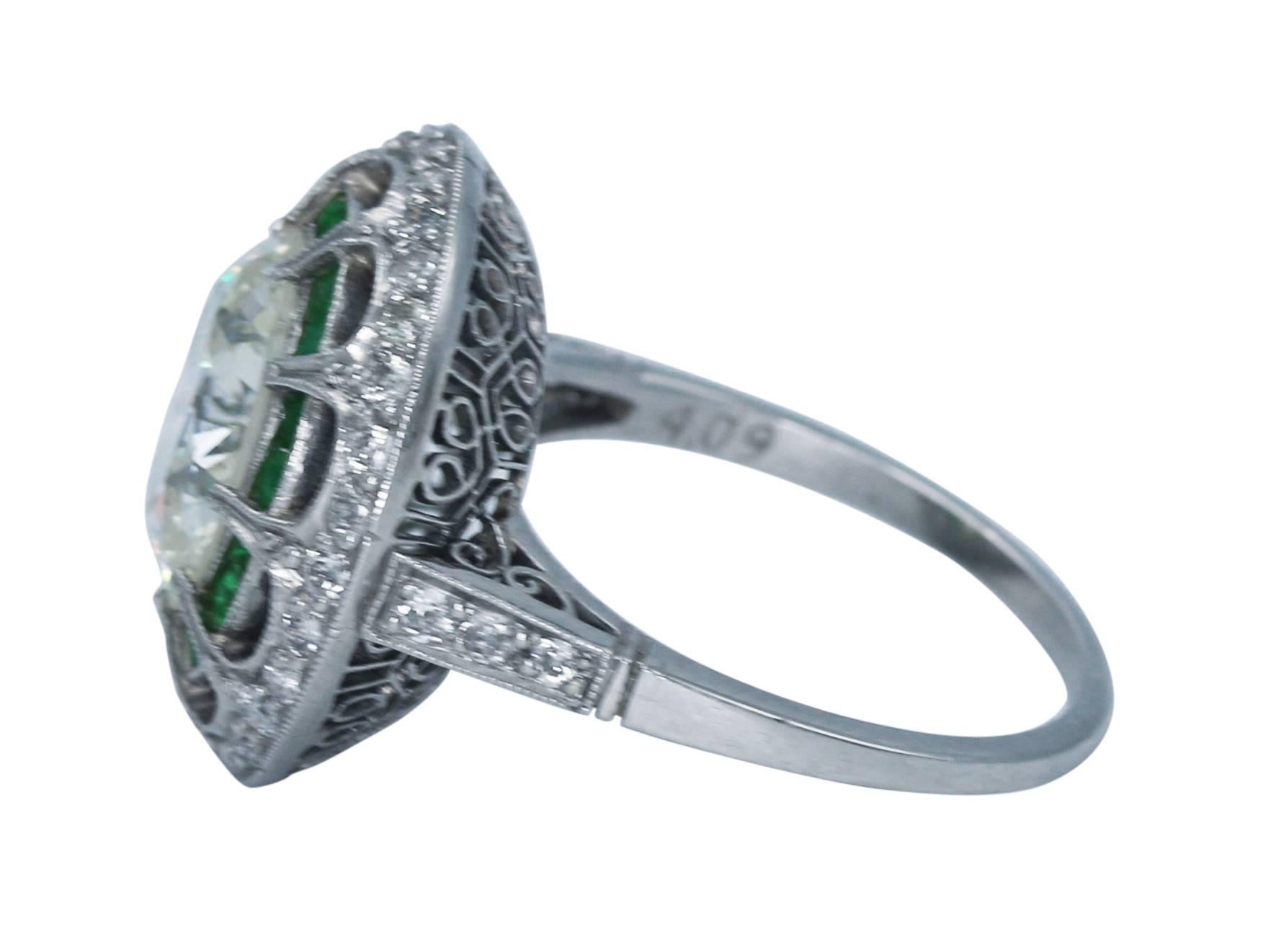 4.09 Carat Diamond Emerald Ring In Excellent Condition In Miami, FL