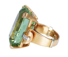 1940s Green Beryl and Diamond Cocktail Ring