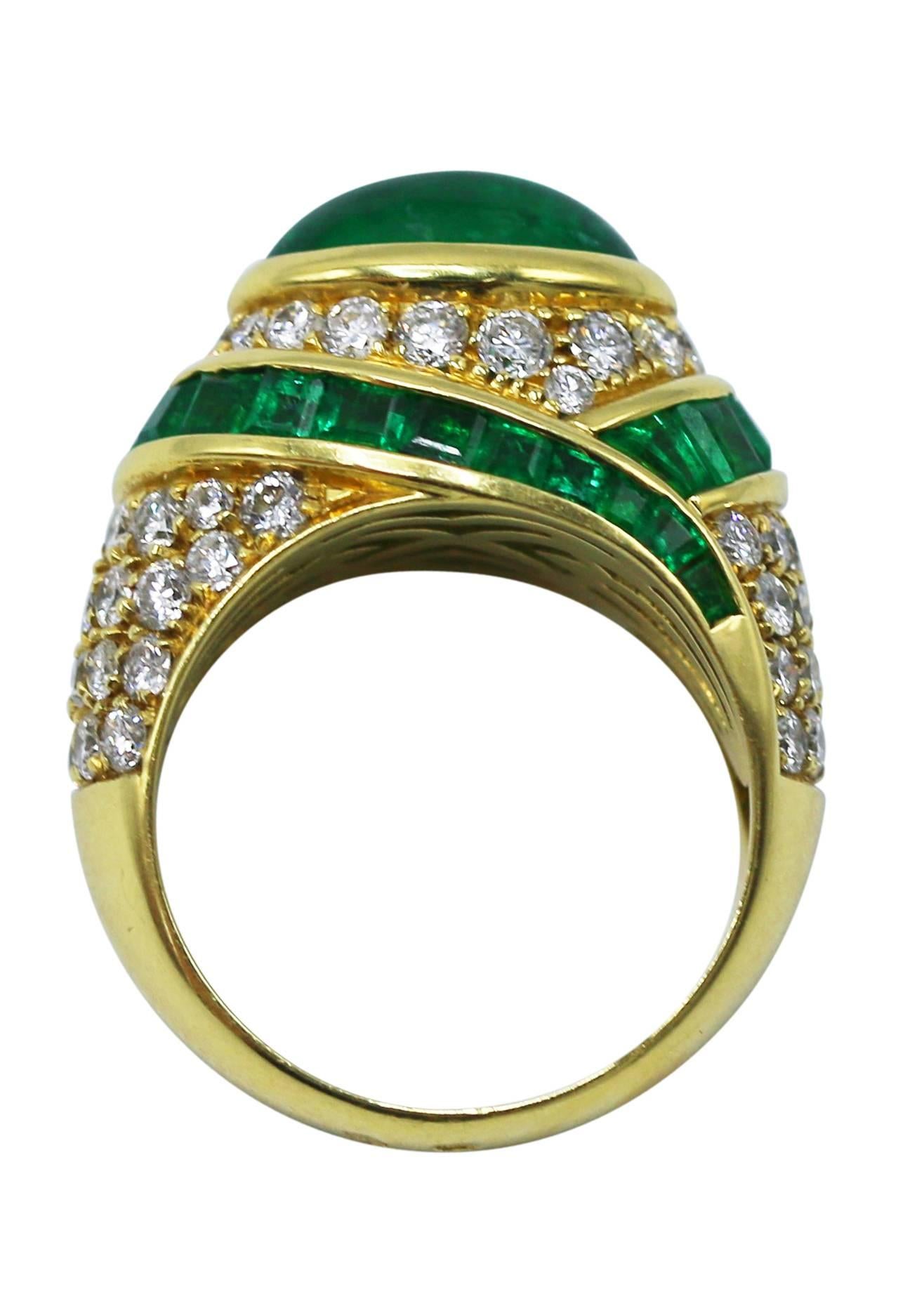 Women's or Men's Chaumet Emerald and Diamond Ring