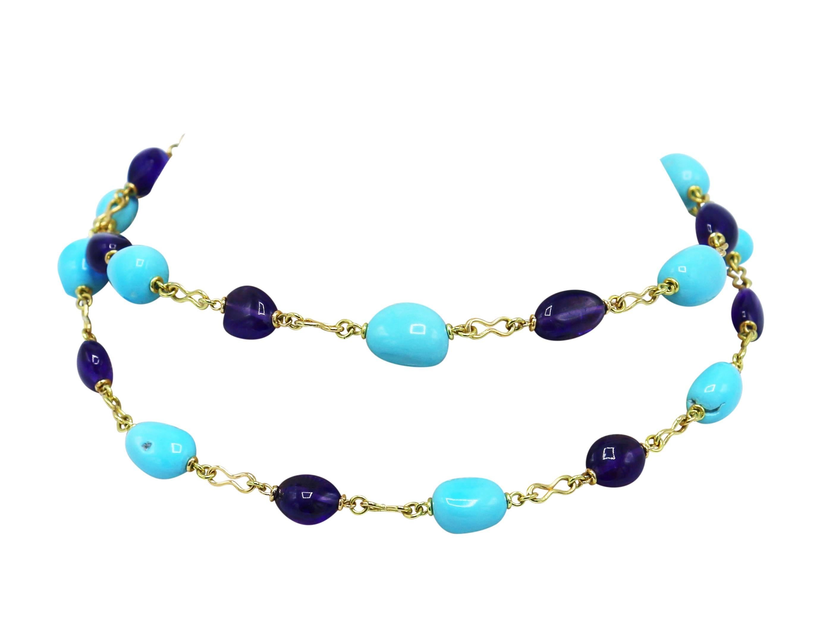 Stylish handmade 18 karat yellow gold, amethyst and turquoise bead necklace, a single strand composed of alternating amethyst and turquoise beads spaced by handmade gold links, completed by a similar shaped gold bead clasp studded with round