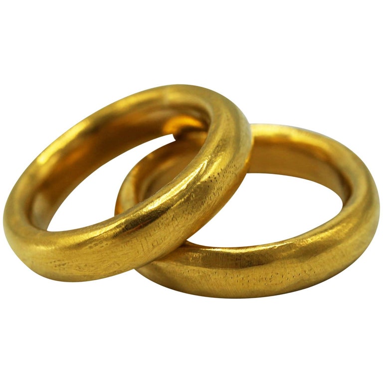 Pair of 24 Karat Gold Handmade Band Rings For Sale at 1stdibs