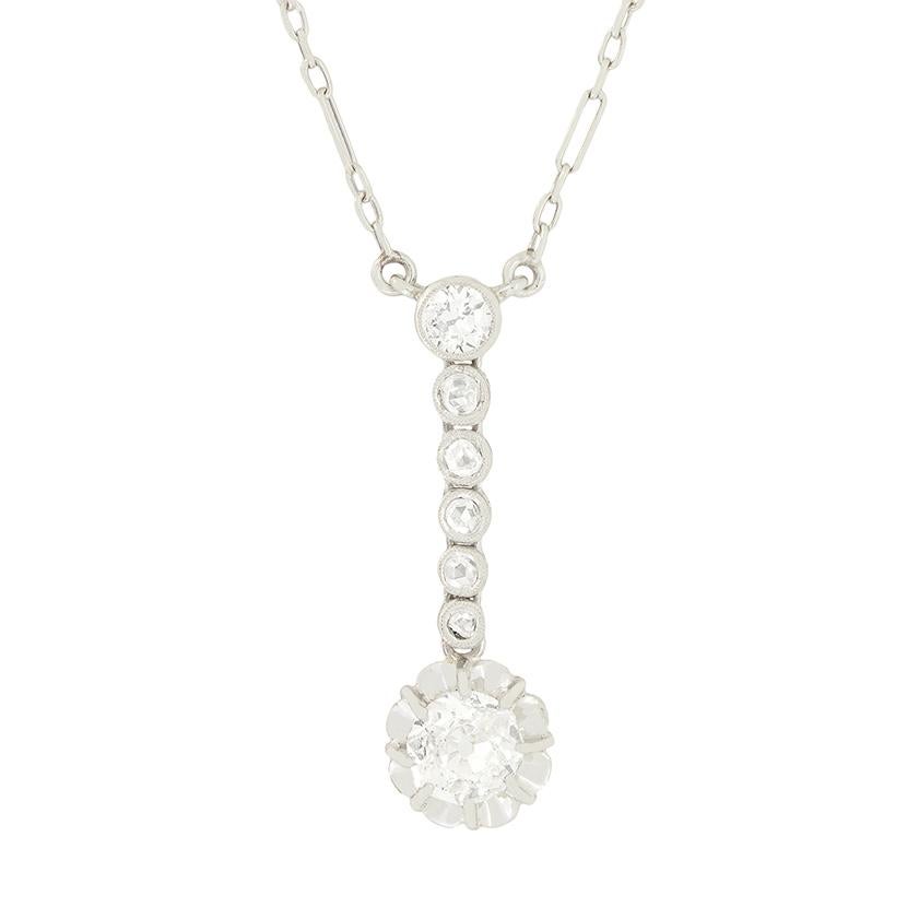 Taglio antico europeo Collana a goccia con diamanti Art Deco da 0,50 carati, 1920 ca. in vendita