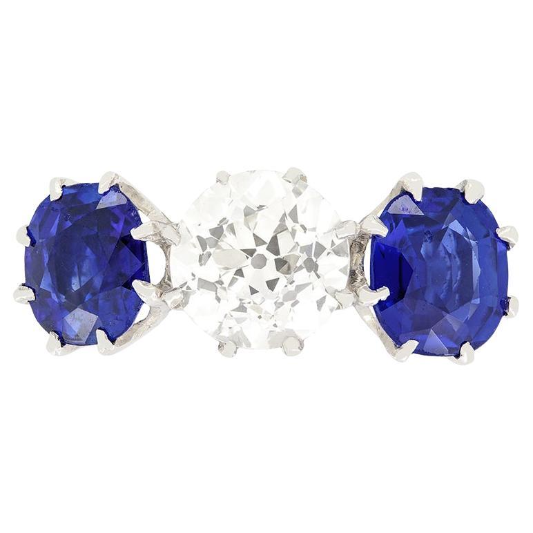 Anello a trilogia di diamanti e zaffiri Art Deco da 1,30 carati, 1920 ca. in vendita