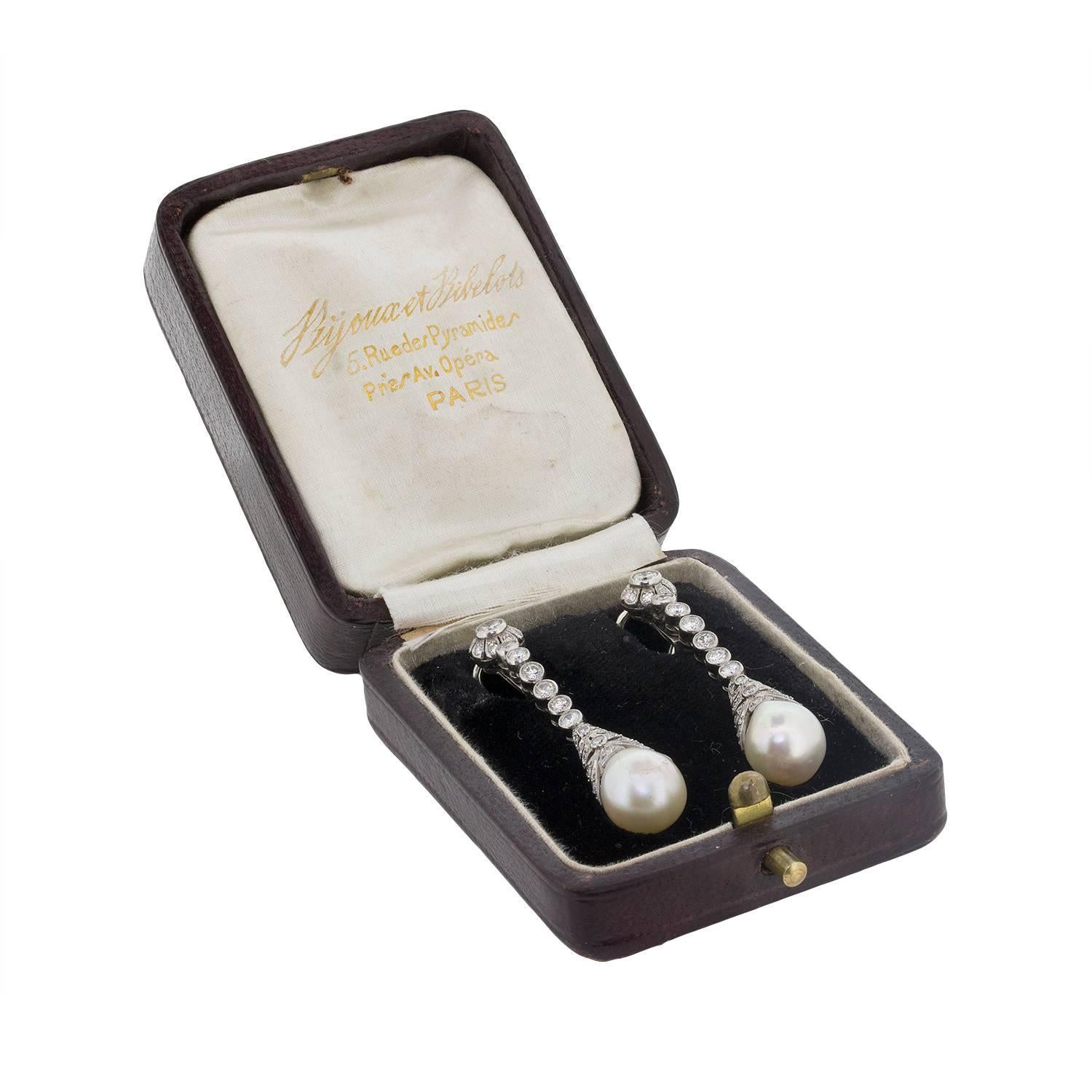 Late Deco Diamond and Pearl Drop Earrings, circa 1930s In Excellent Condition In London, GB