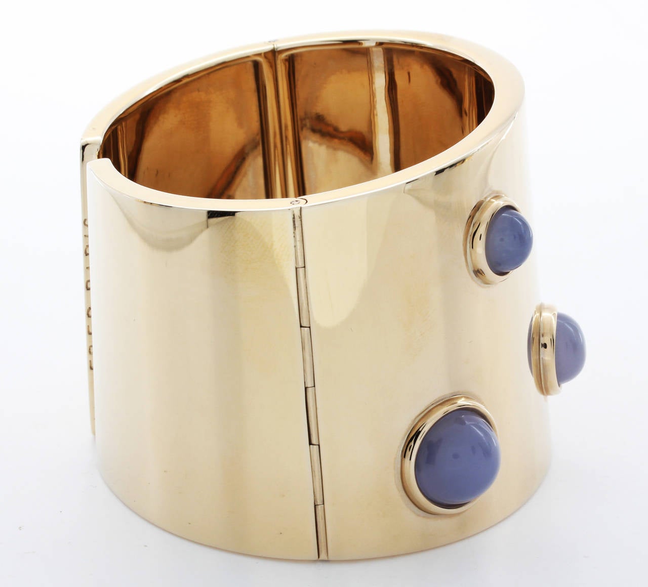 Fred Paris Chalcedony Gold Cuff Bracelet In New Condition In Sunny Isles Beach, FL