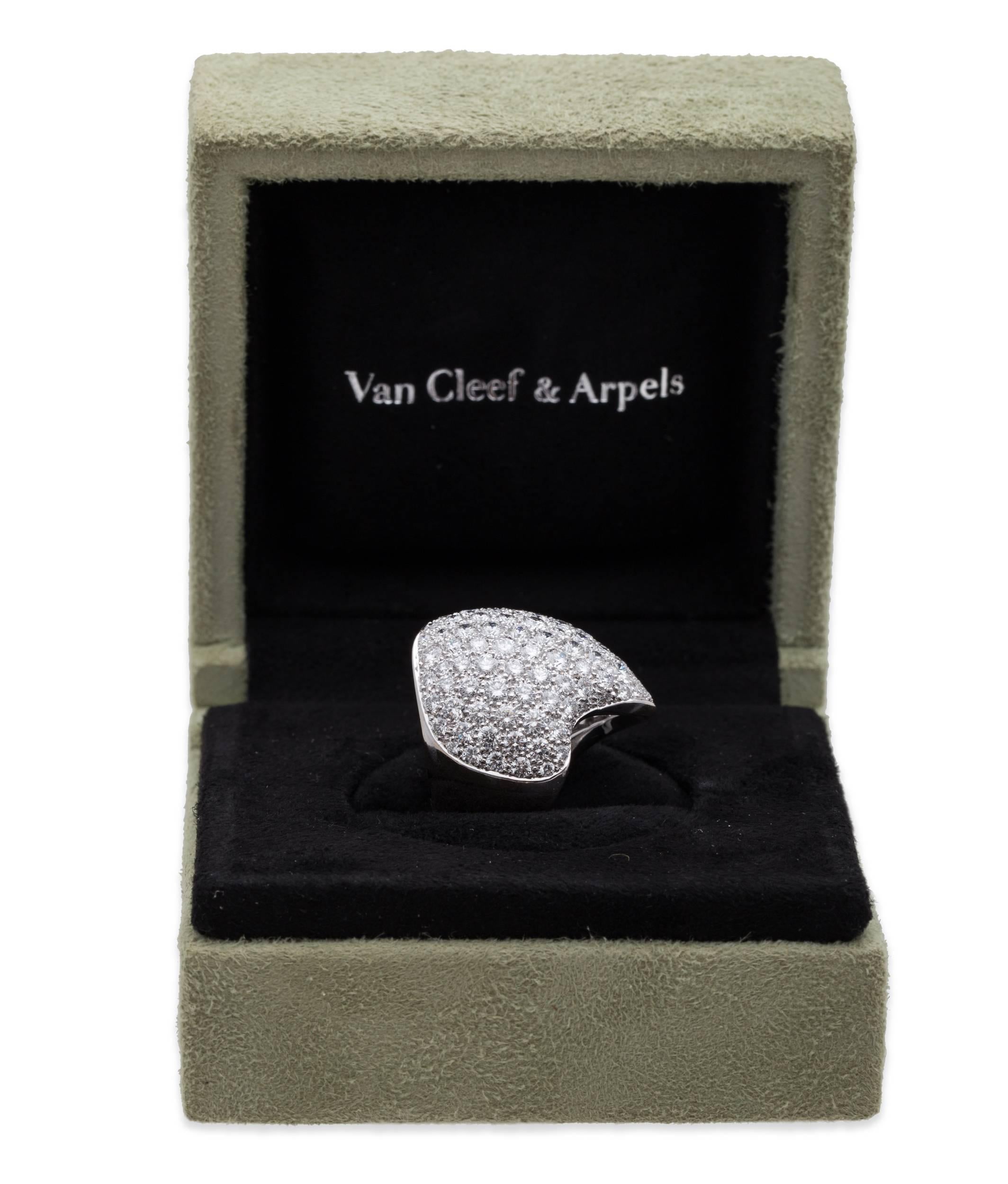 Van Cleef & Arpels Diamond Pave Gold Ring For Sale 1