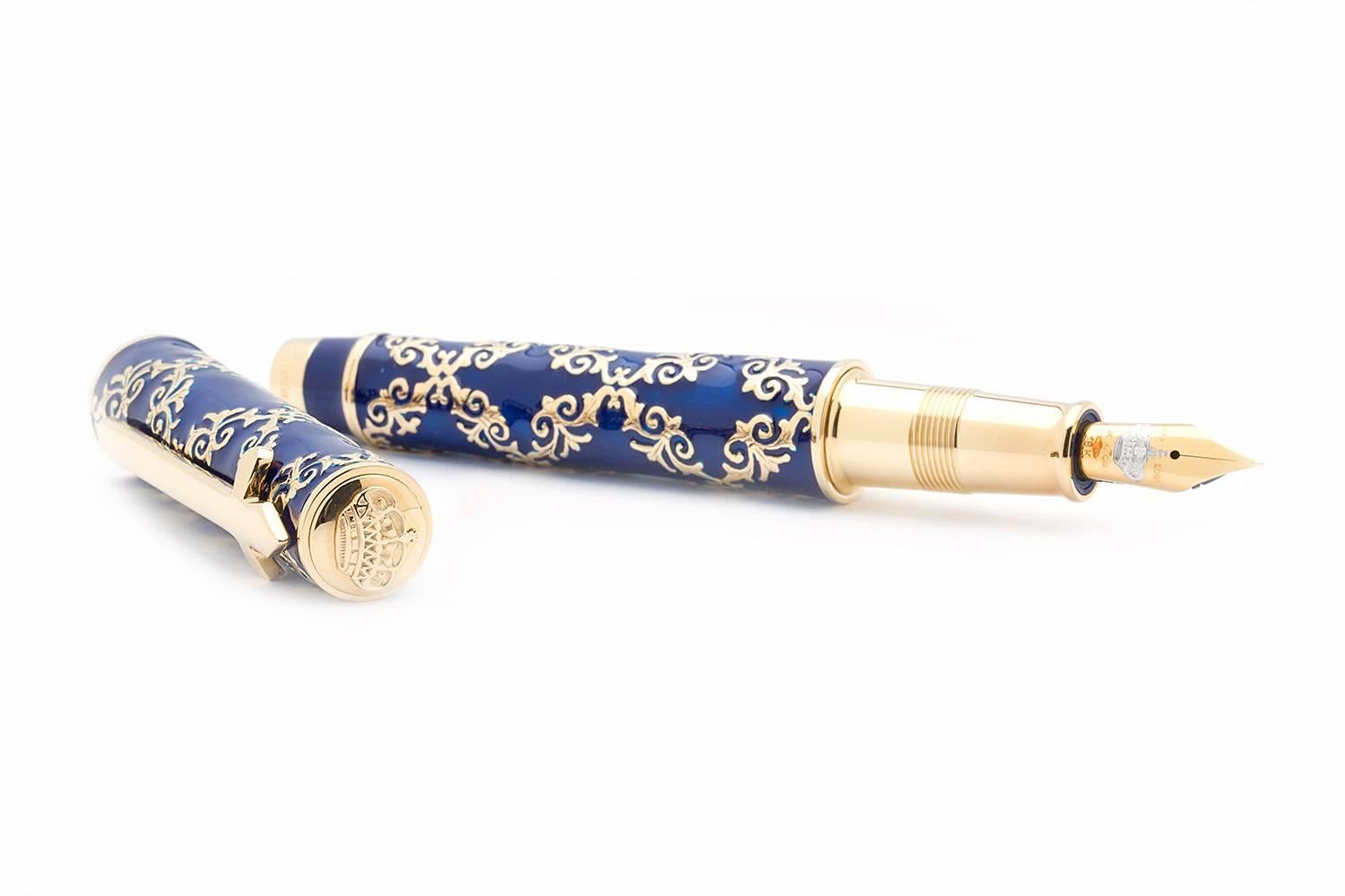Omas Spanish Royal Family Gold Limited Edition Fountain Pen  In New Condition In Sunny Isles Beach, FL