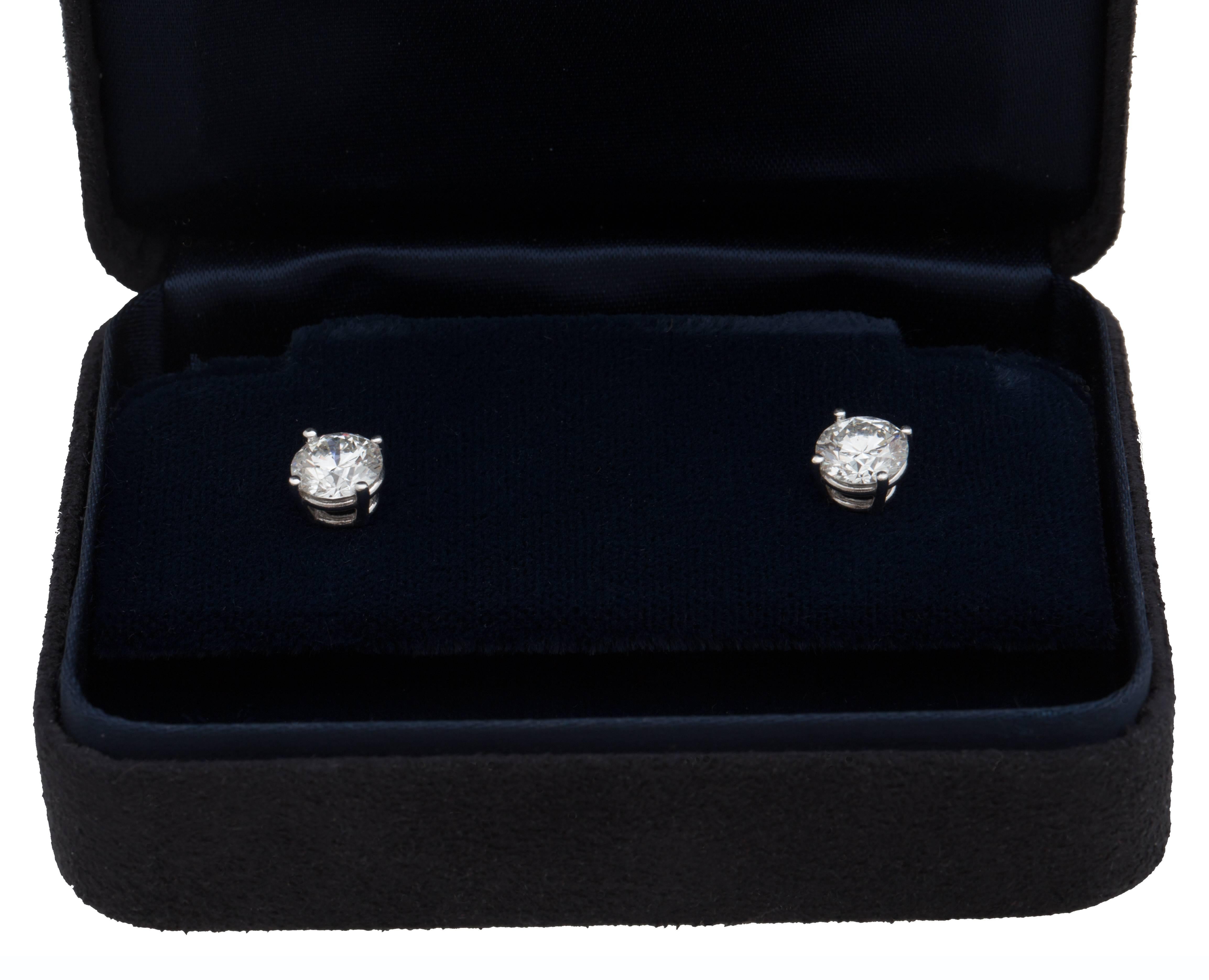 Women's or Men's Tiffany & Co. 2.04 Carat Platinum Diamond Stud Earrings 