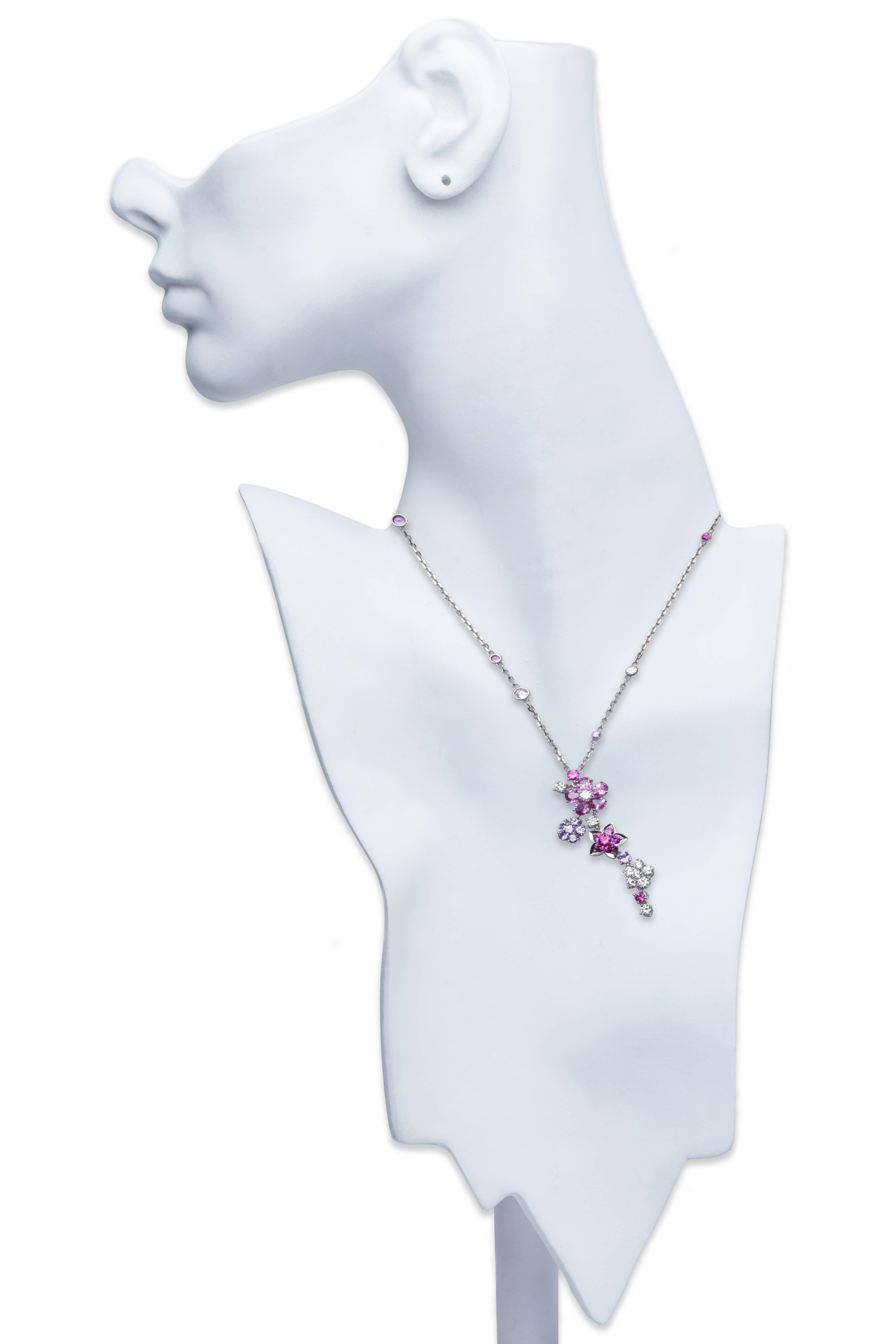 Van Cleef and Arpels Diamond and Sapphire Folie des Prés Pendant Necklace For Sale 1