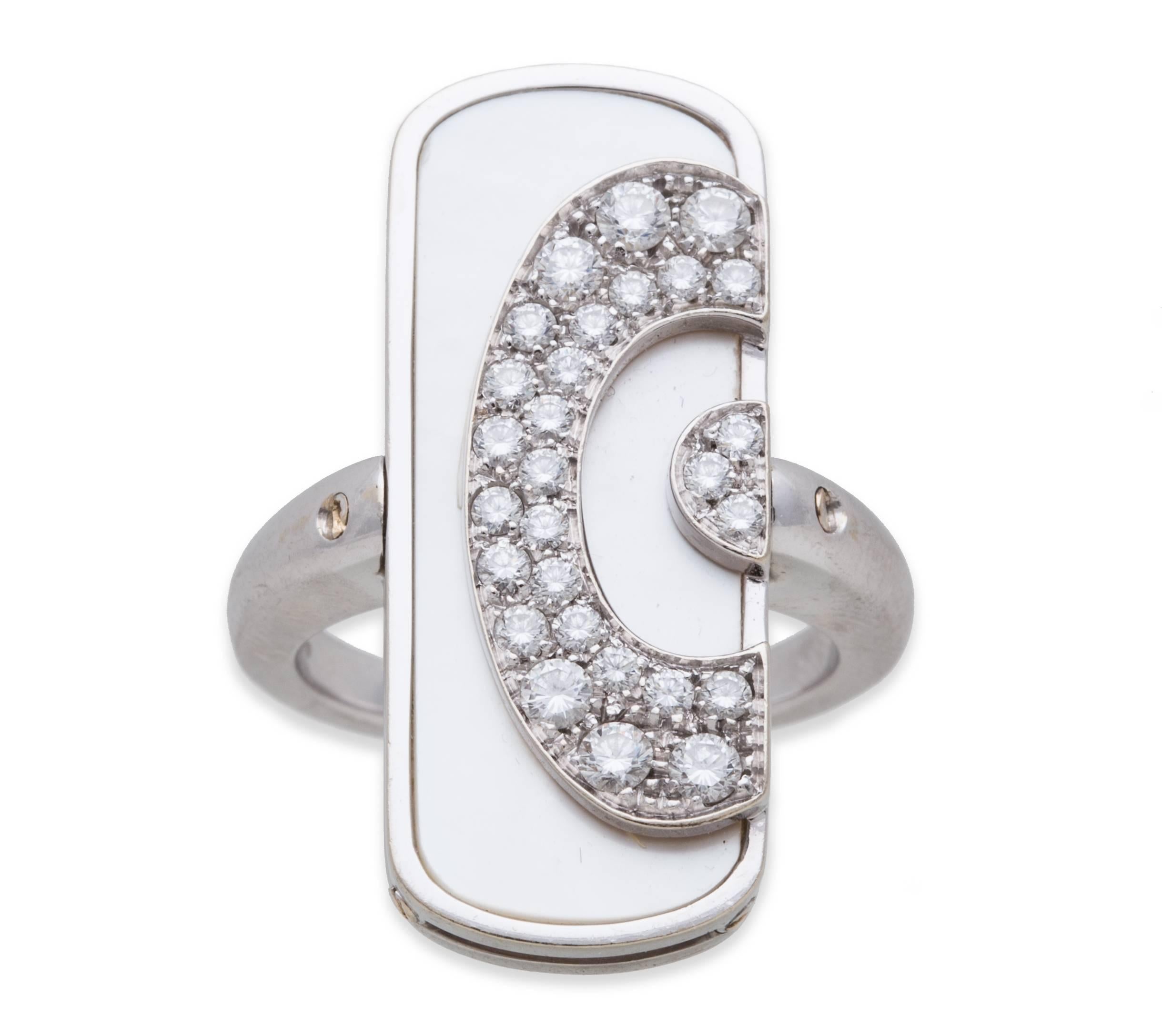 Bulgari BVLGARI Diamond and Mother of Pearl Ring and Earring Set In Excellent Condition For Sale In Sunny Isles Beach, FL