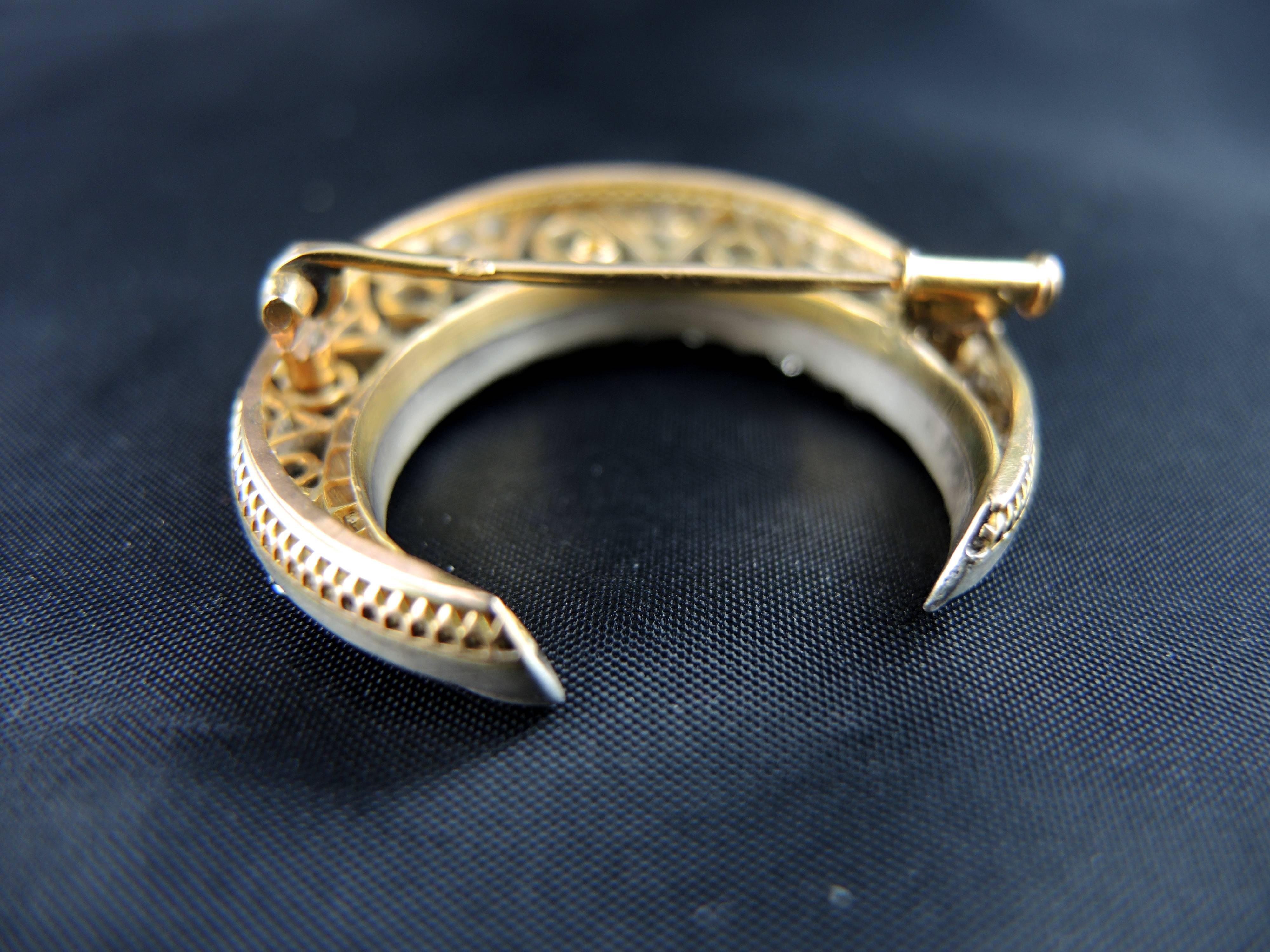 19th Century Diamond Silver Gold Crescent Moon Brooch In Good Condition In Paris, FR