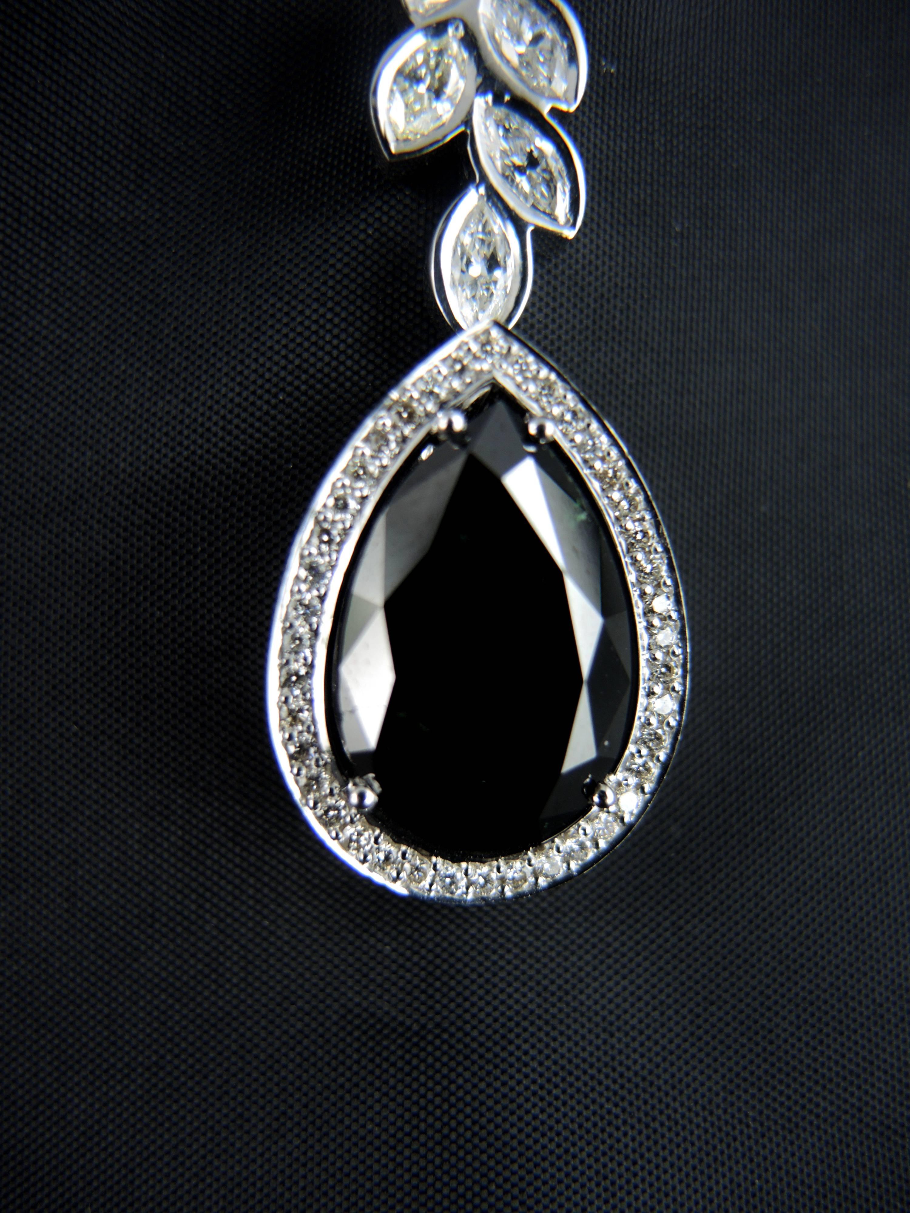 Black Diamond White Gold Pendant In New Condition For Sale In Paris, FR