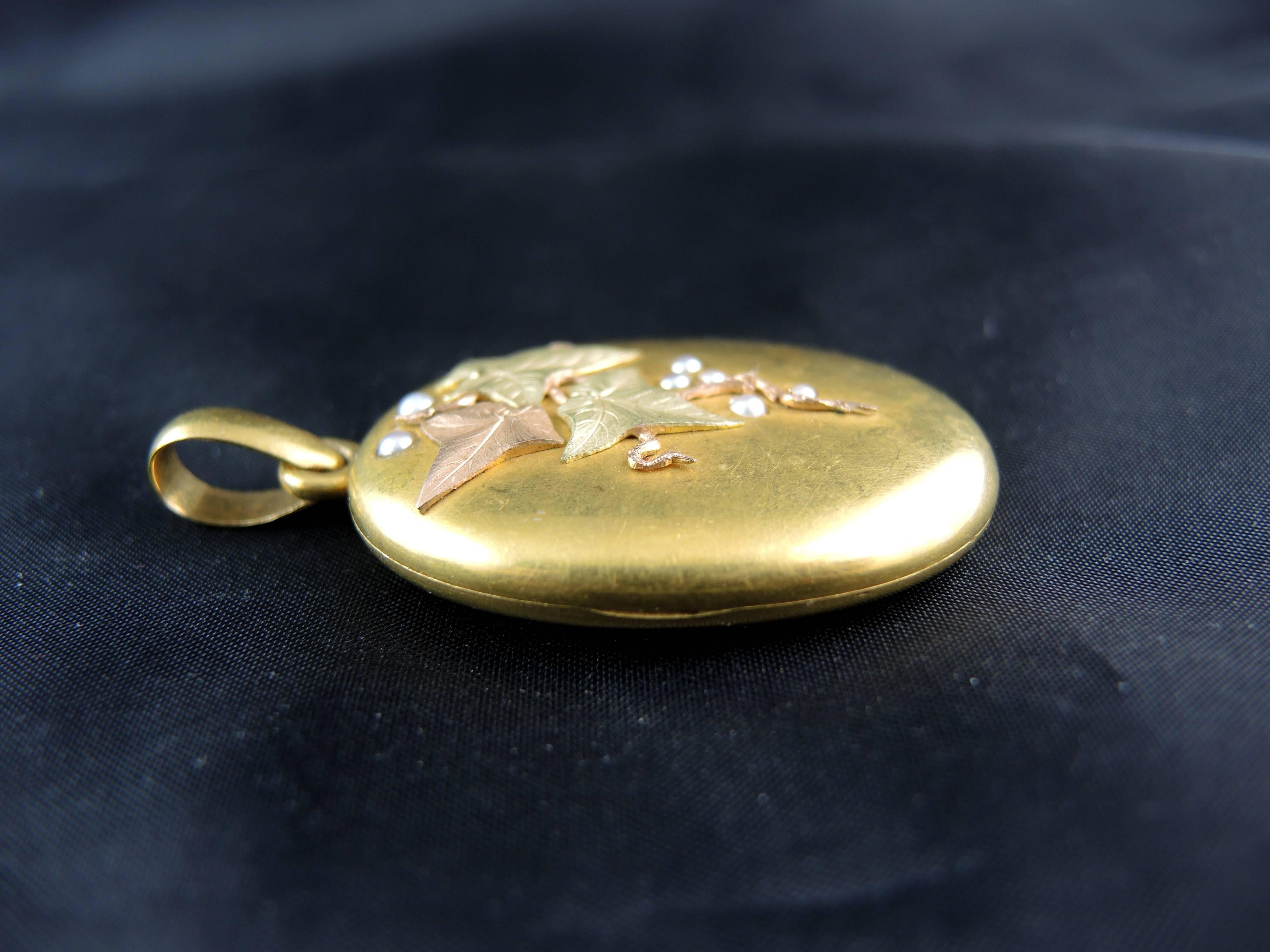 Women's Antique French Gold Locket with Vine Leaf Design