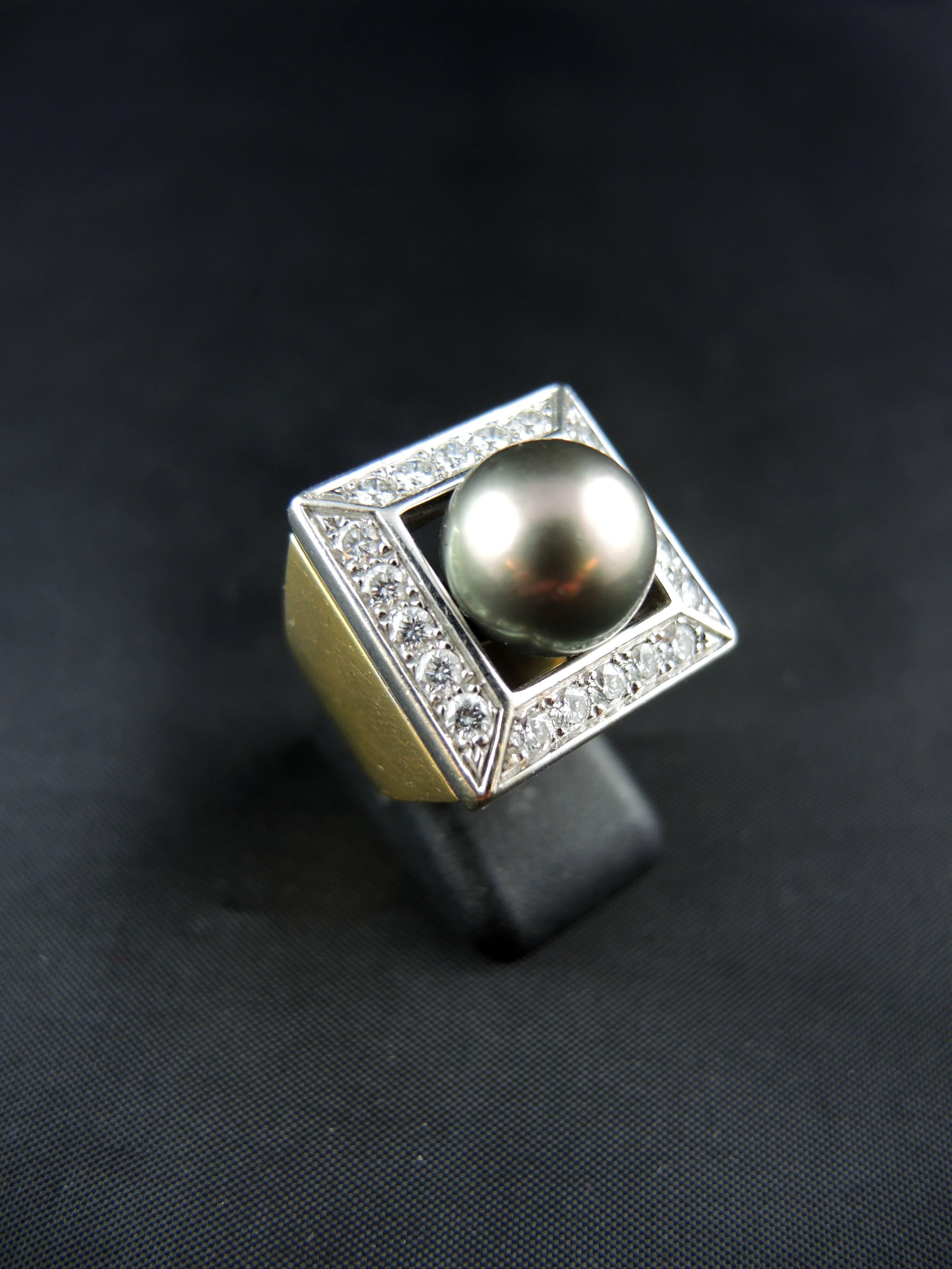 Tahitian Black Pearl and Diamonds French Ring In Good Condition In Paris, FR