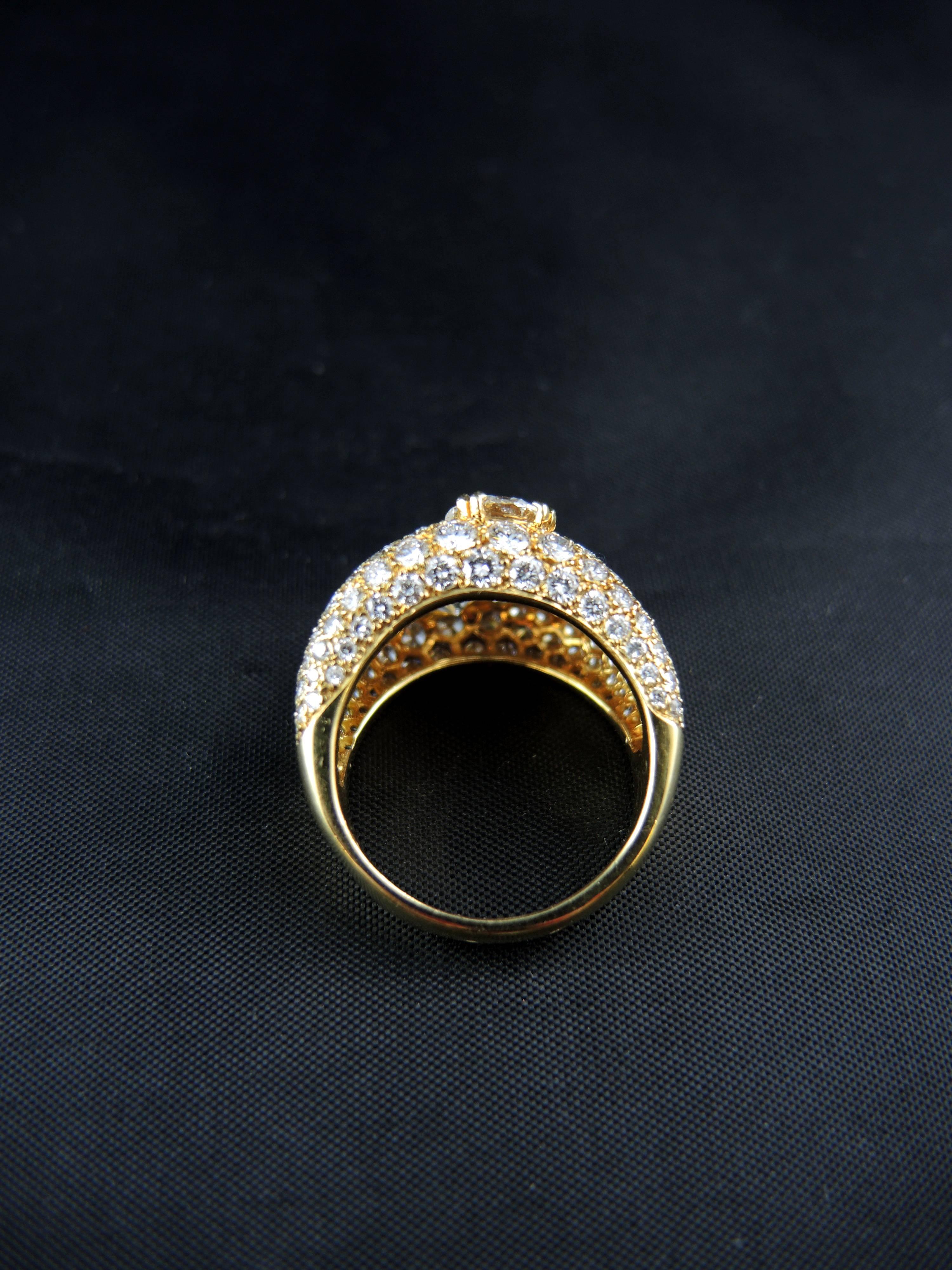 Boucheron 4.47 Carat Diamonds Gold Be Bop Ring 4