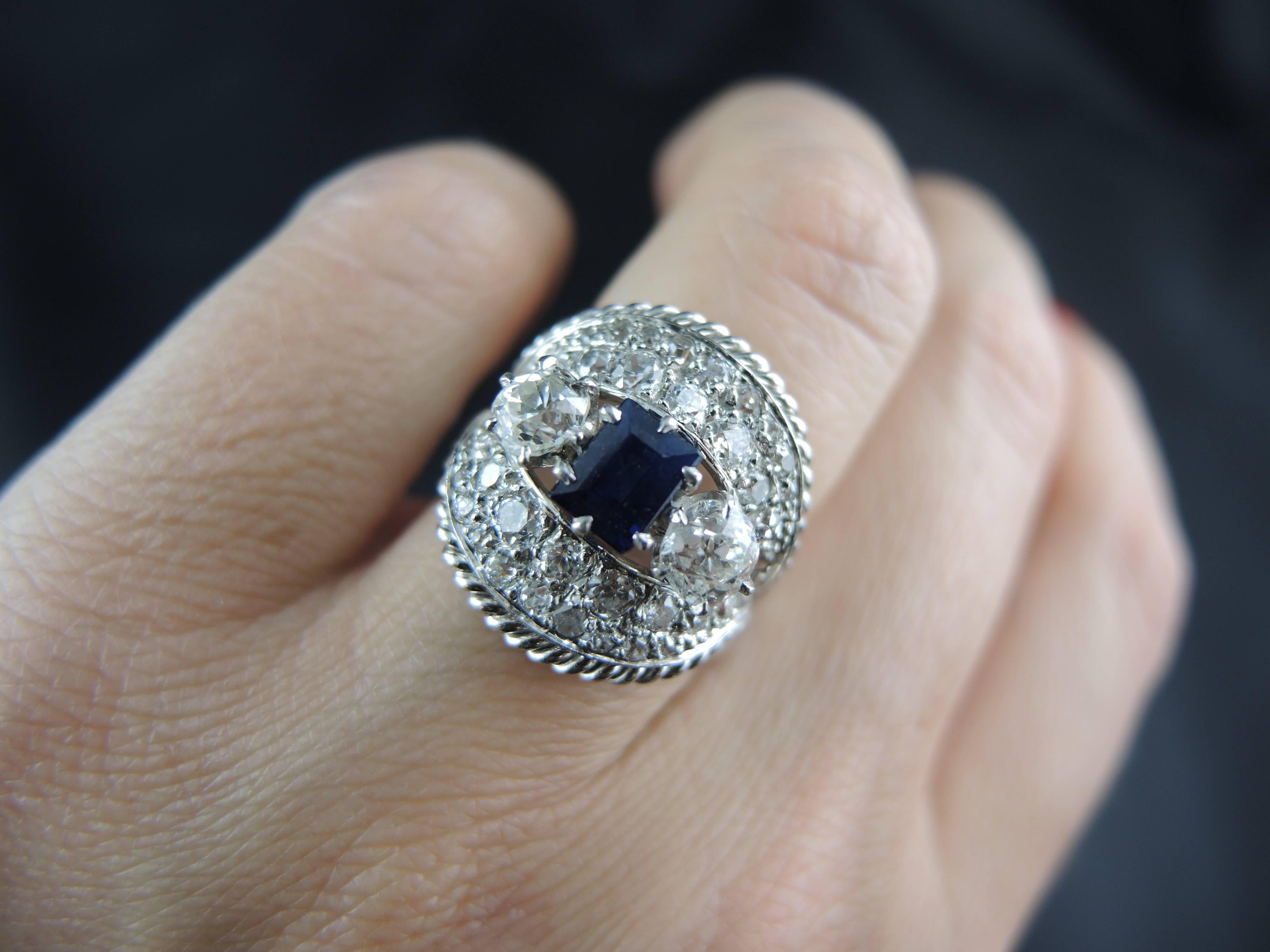 1960s Gold and Platinium Vintage French Ring with Diamonds and Sapphires 3