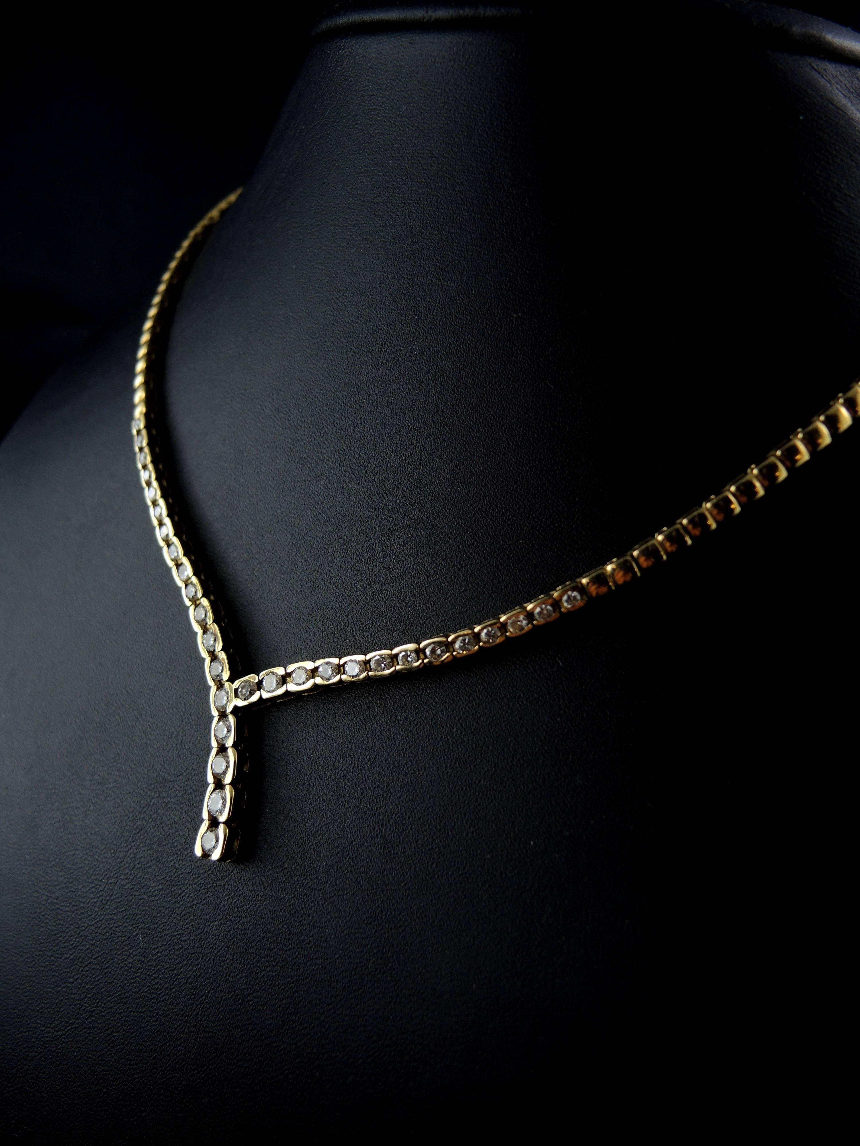 Women's or Men's Modern Diamonds and Gold Necklace