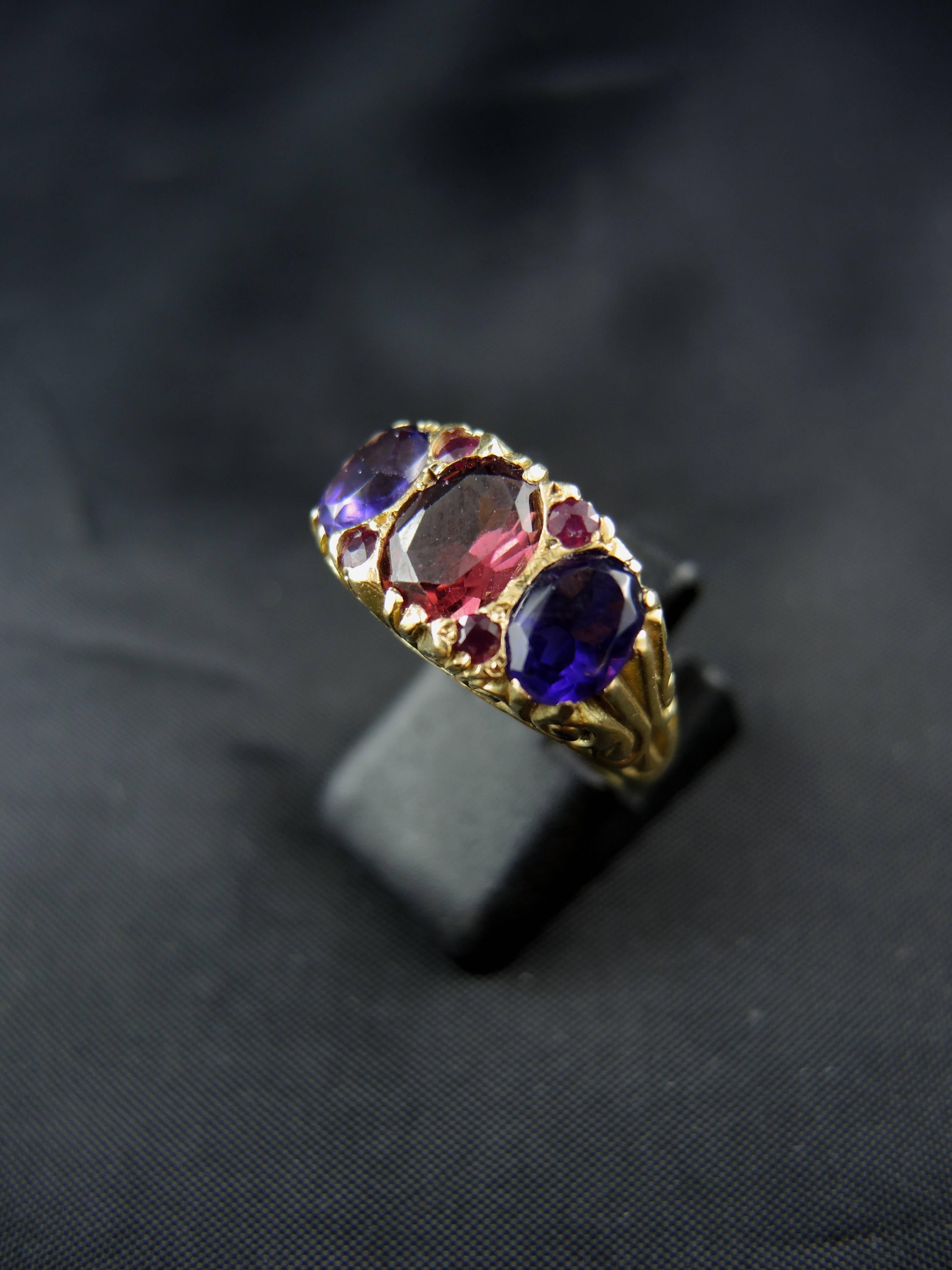 Antique French Three-Stone Ring with Garnet Amethysts and Ruby, 19th Century 1