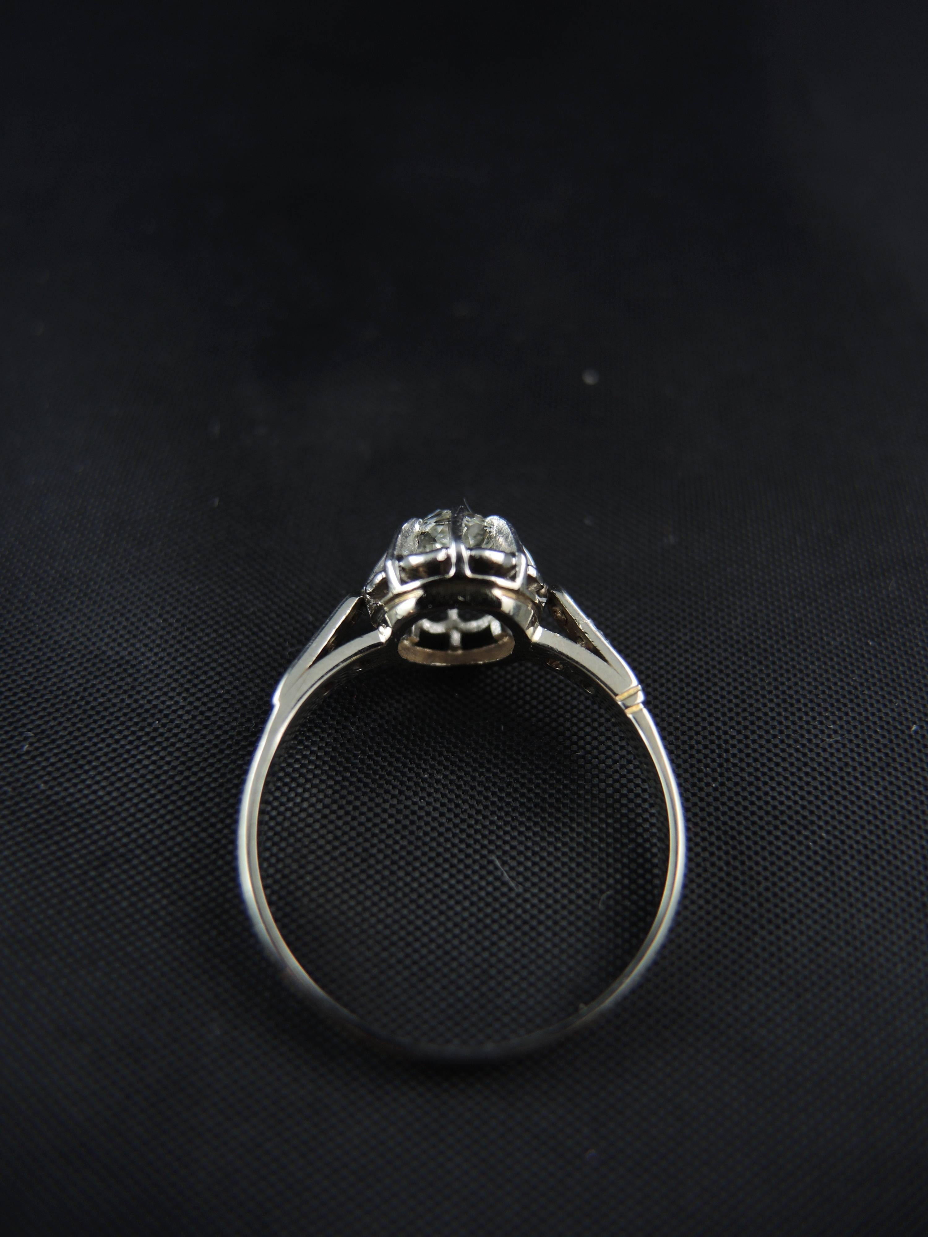 Women's Art Deco Diamond White Gold Platinum Solitaire Ring