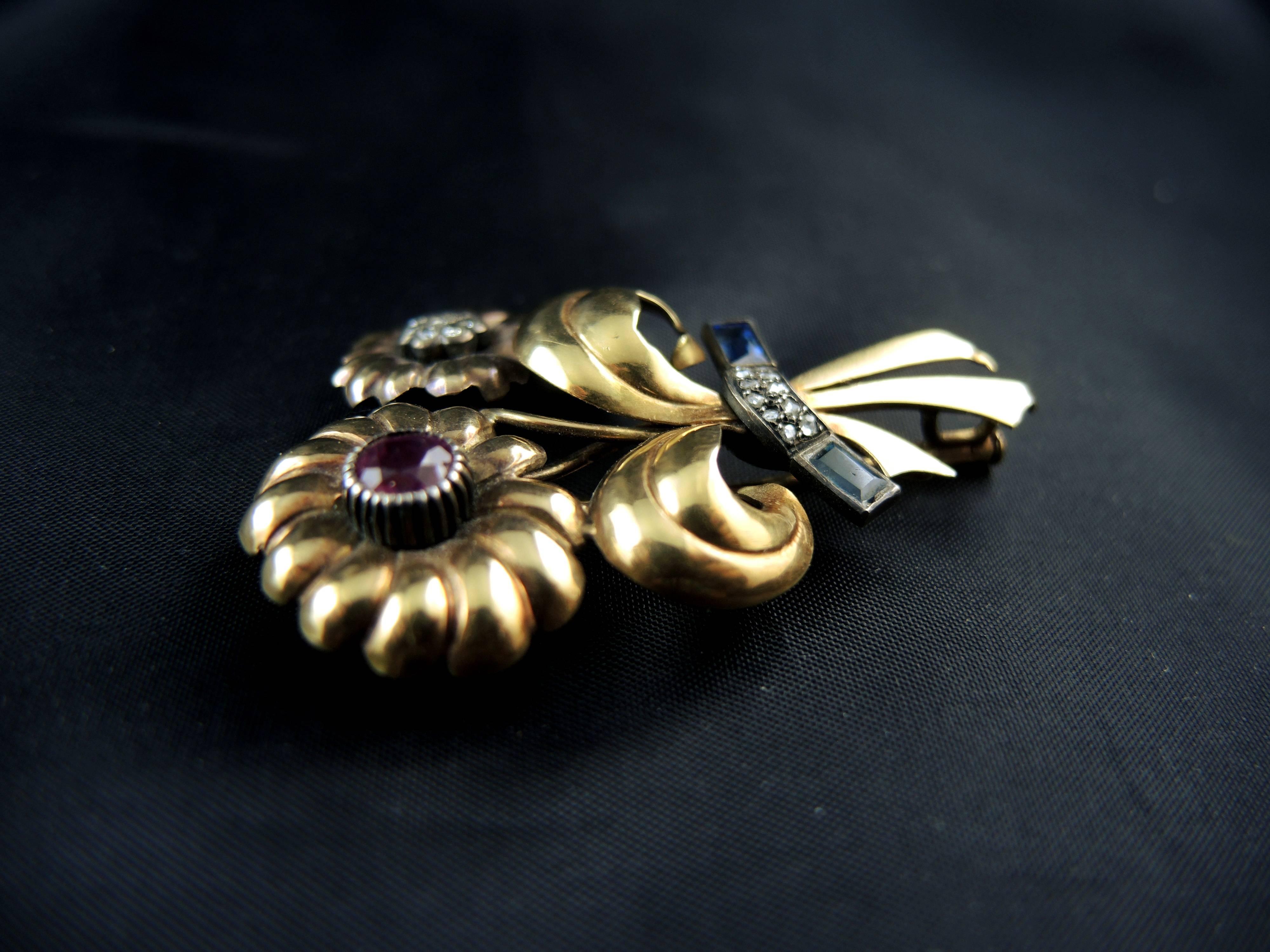French Liberation Silver Gold Bunch Brooch, circa 1945 In Good Condition In Paris, FR