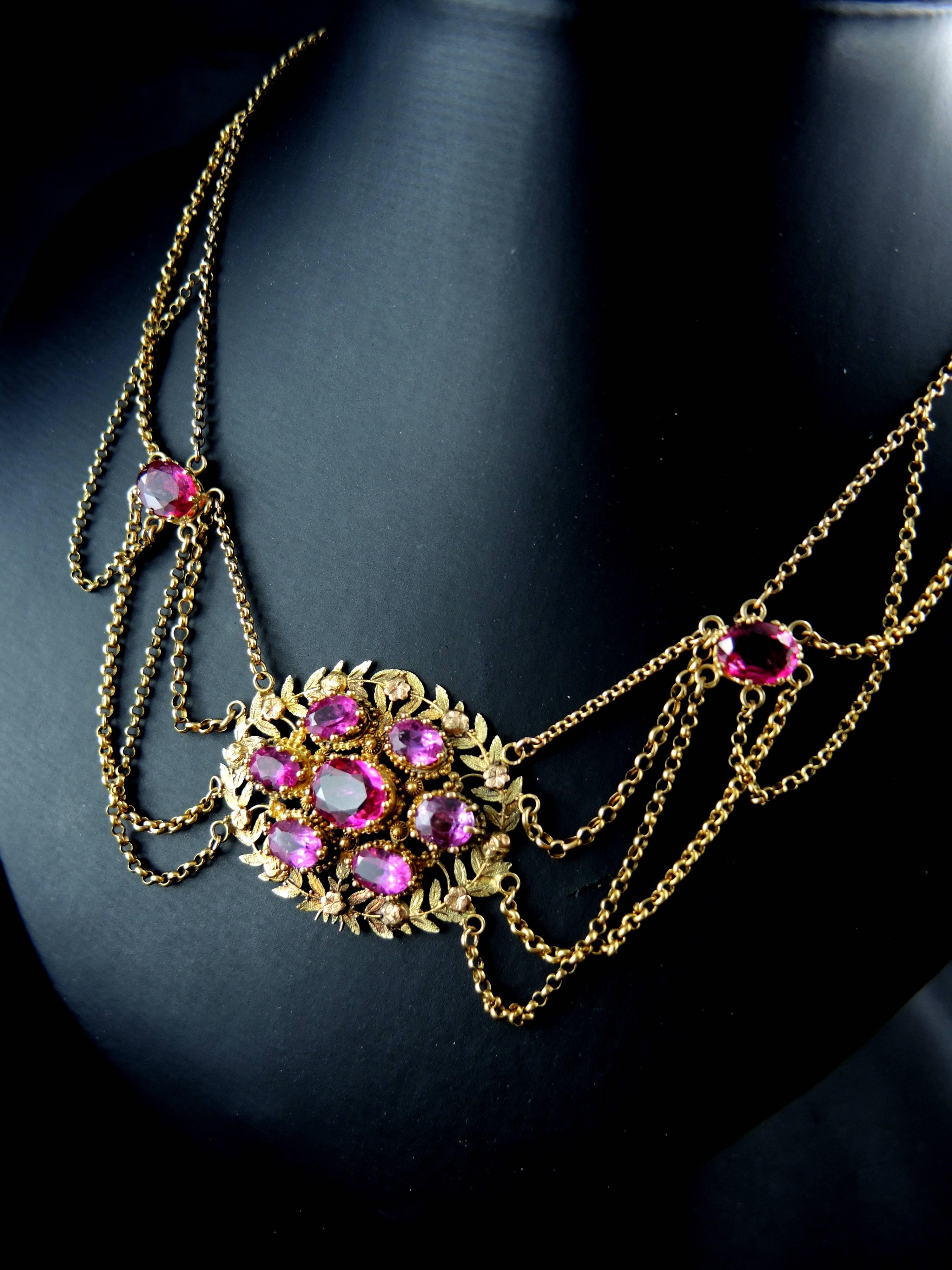 Early 19th Century Esclavage Multistrand Necklace with Pink Tourmalines In Good Condition In Paris, FR