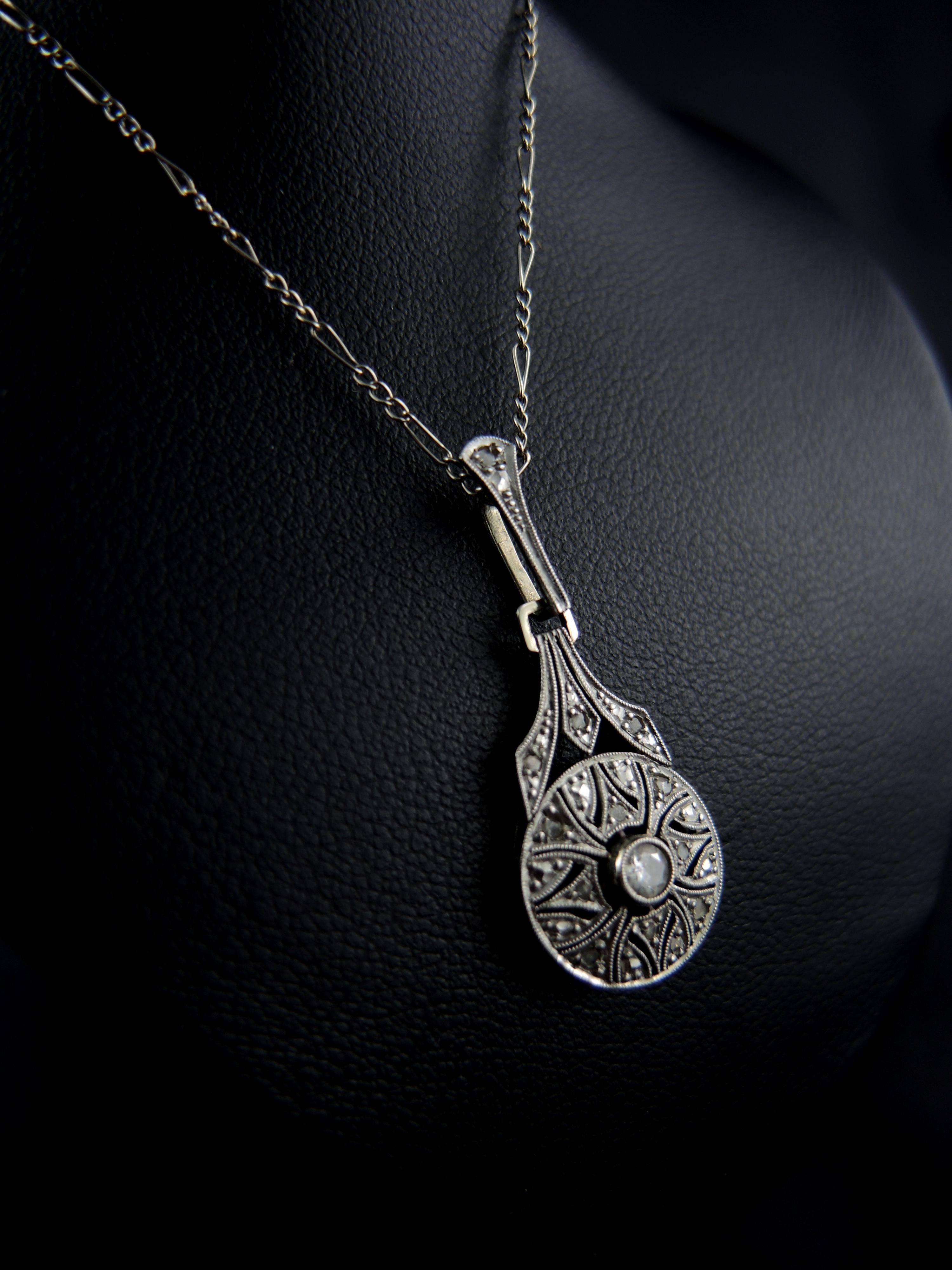 Women's Antique Art Deco Necklace with Diamonds