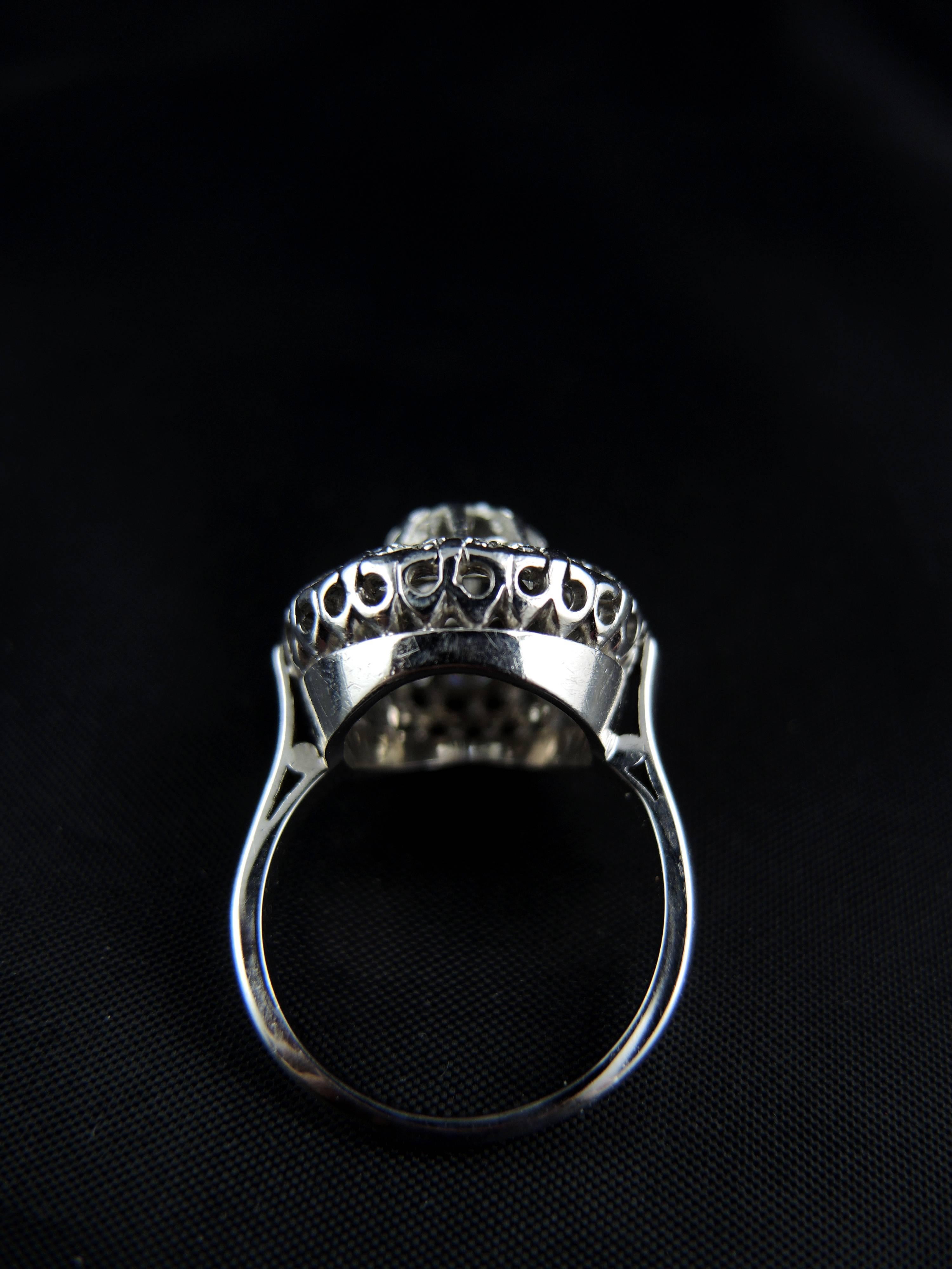 French Cocktail Cluster Ring, White Gold, Diamonds 0.75 + 1.60 Carat For Sale 1