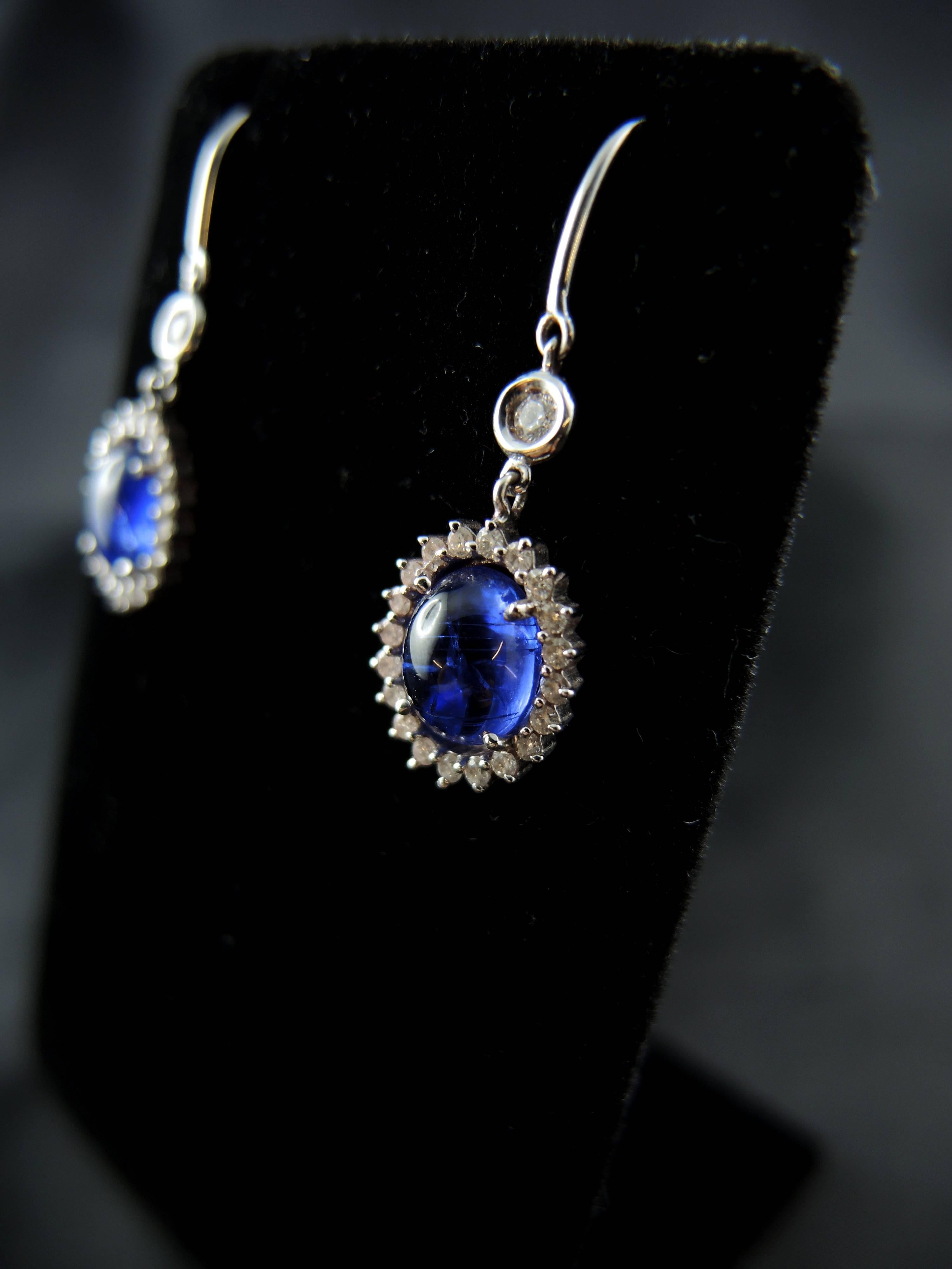 Tanzanites, 5.45 Carat Earrings with Diamonds In New Condition For Sale In Paris, FR