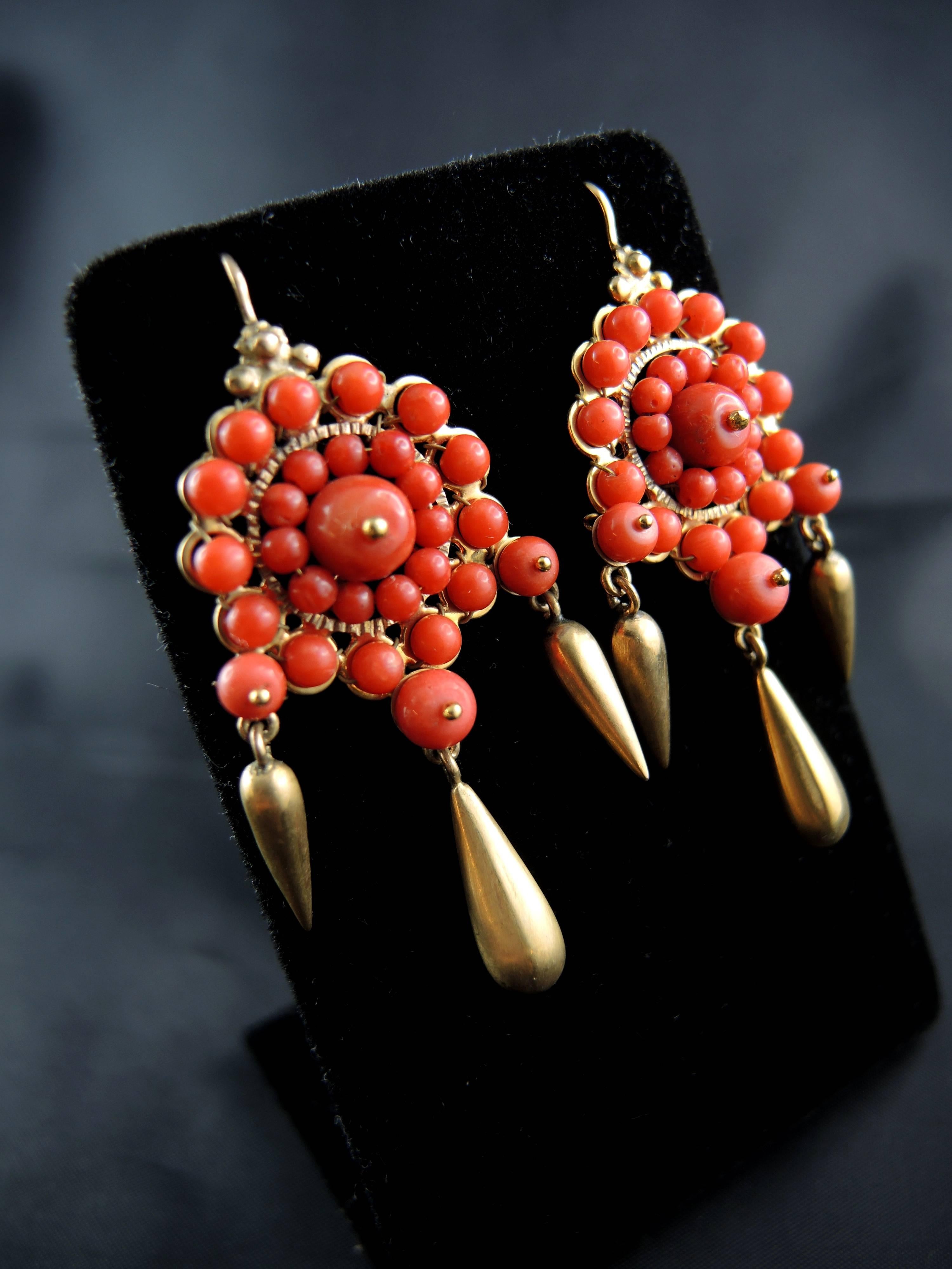 Italian Chandelier Earrings with Coral, circa 1900 1