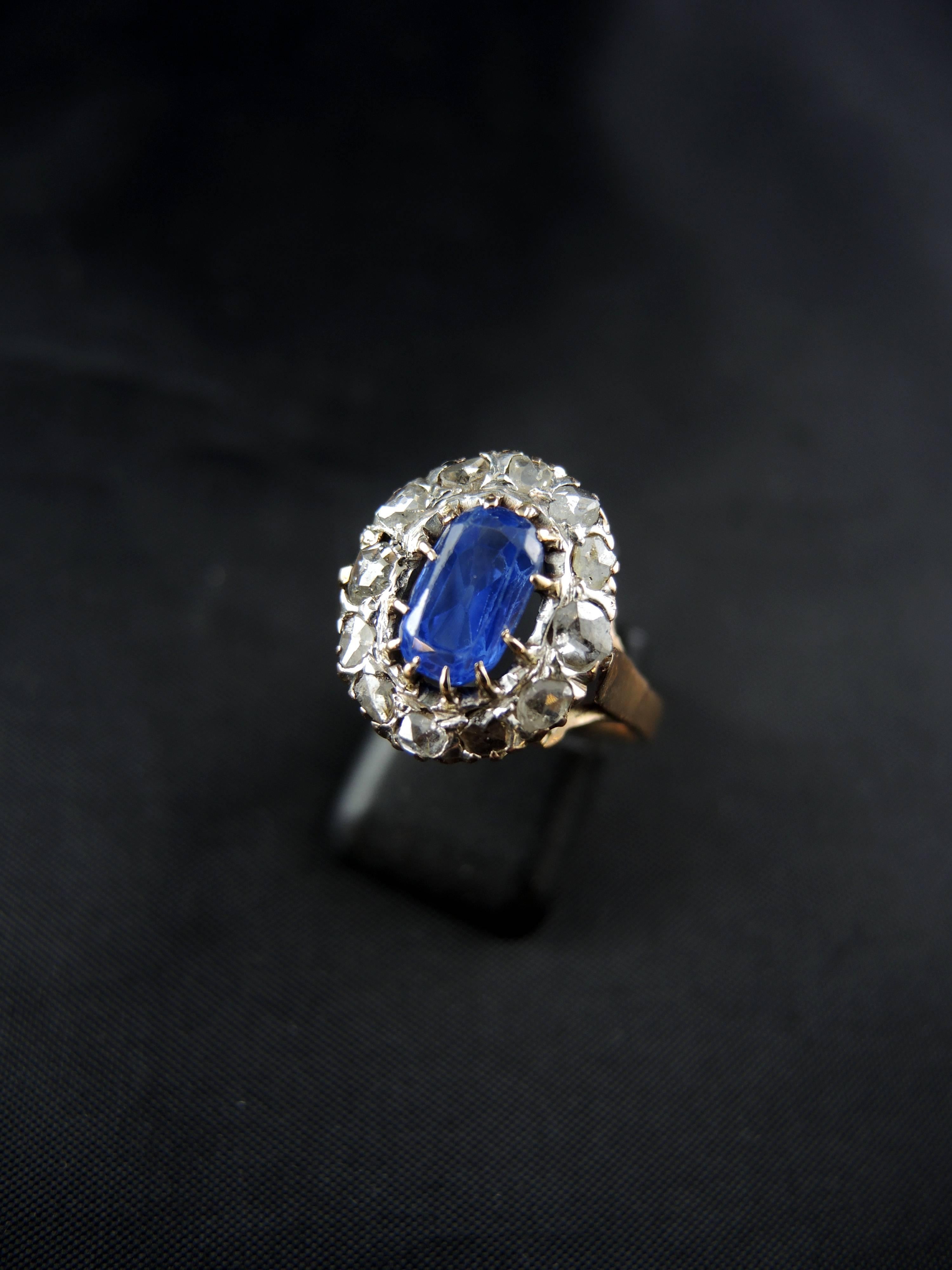 Women's Victorian Engagment Cluster Ring With Sapphire 1.20 Cts And Diamonds 0.60 Ct