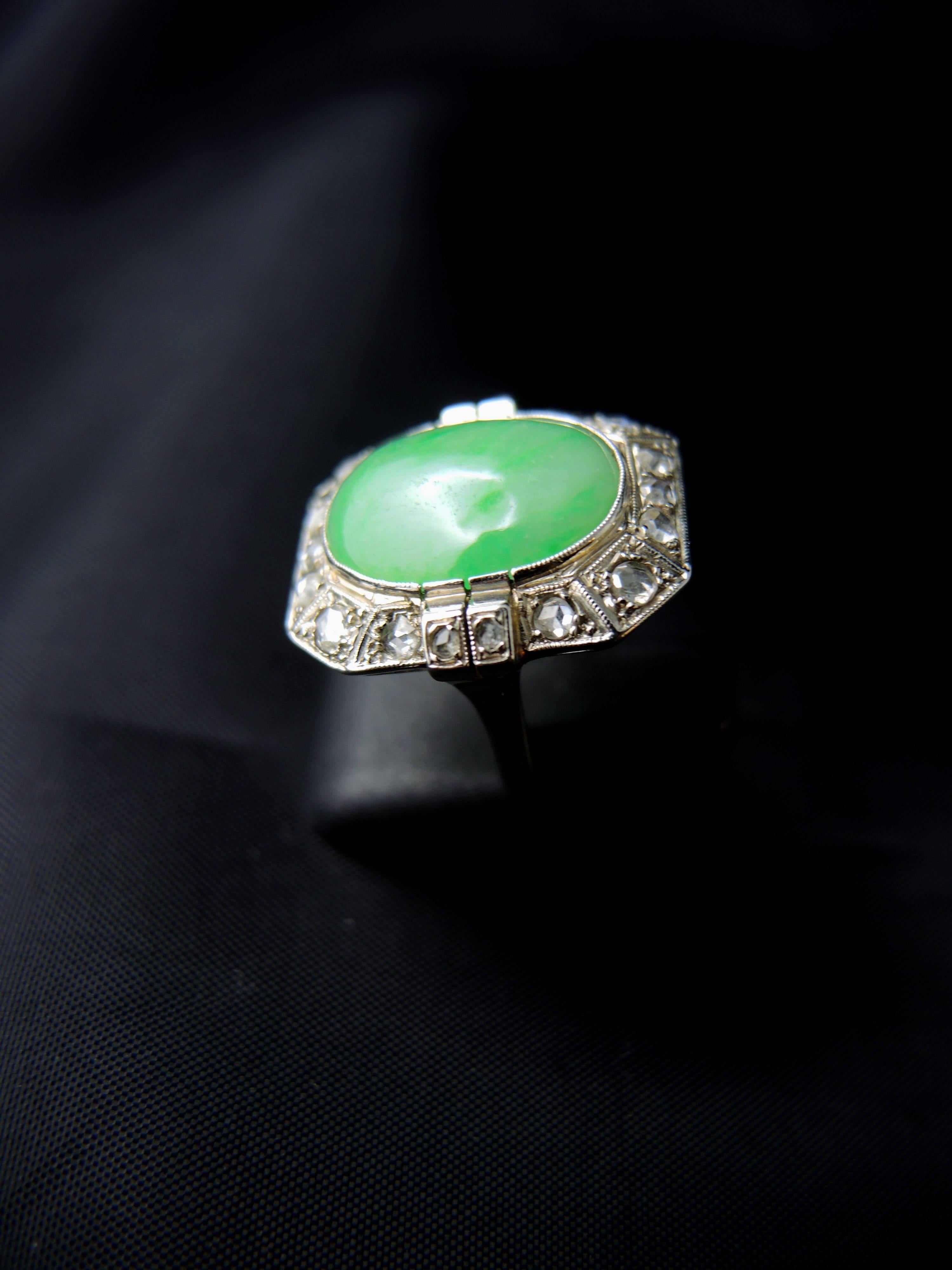 Art Deco French Diamonds and Imperial Jade Ring, circa 1930 1