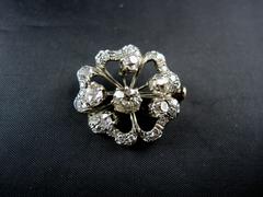 Trembleuse Flower Napoleon III Pin Brooch / Pendant with Diamonds