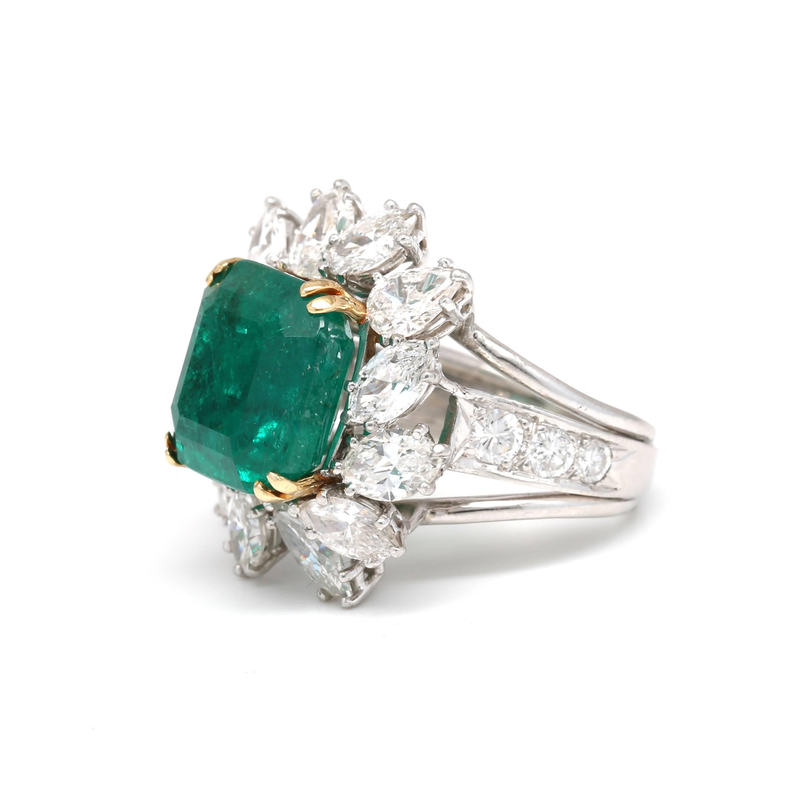 9.72 Carat Emerald and Diamond Ring In Excellent Condition For Sale In Aventura, FL