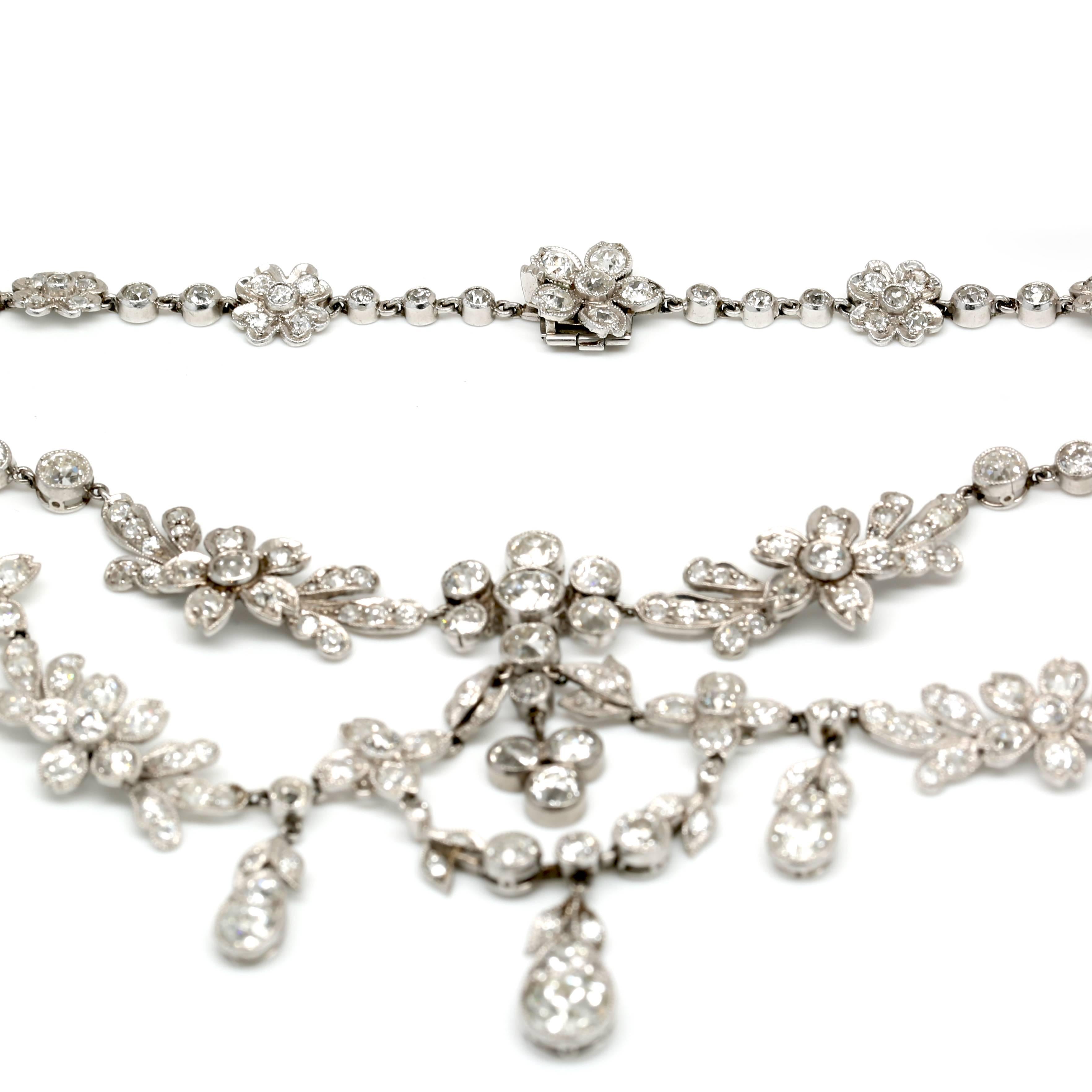 30.00 Carat Platinum Deco Necklace In Excellent Condition For Sale In Aventura, FL