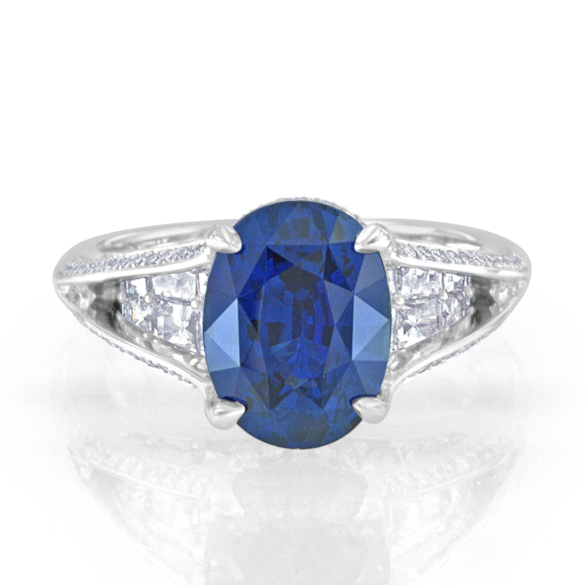 5.16 Carat Oval Sapphire and Diamond Platinum Ring In Excellent Condition In Grosse Pointe Woods, MI