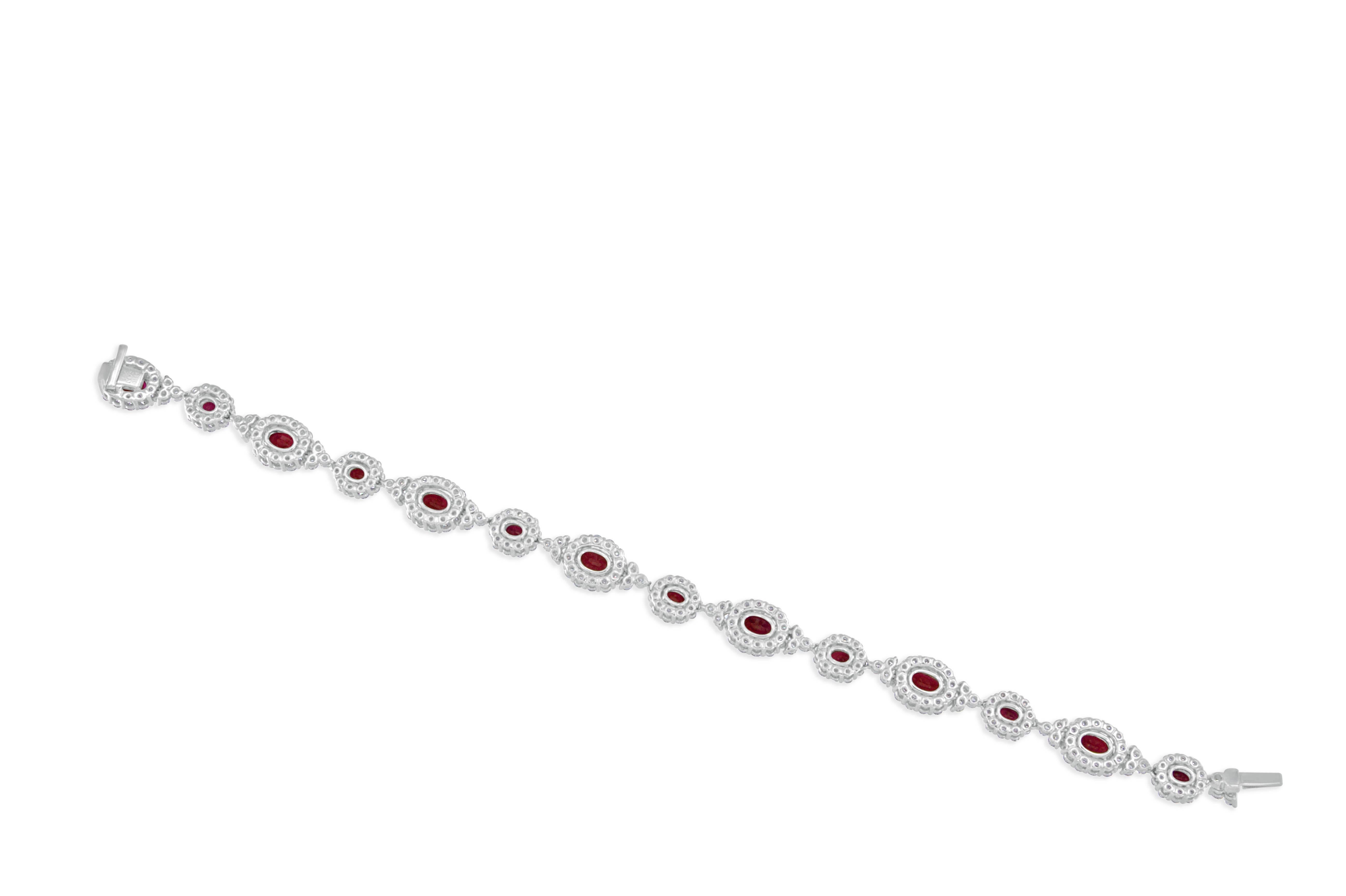 Oval Cut 11.14 Carat Burmese Ruby and Diamond Gold Bracelet For Sale