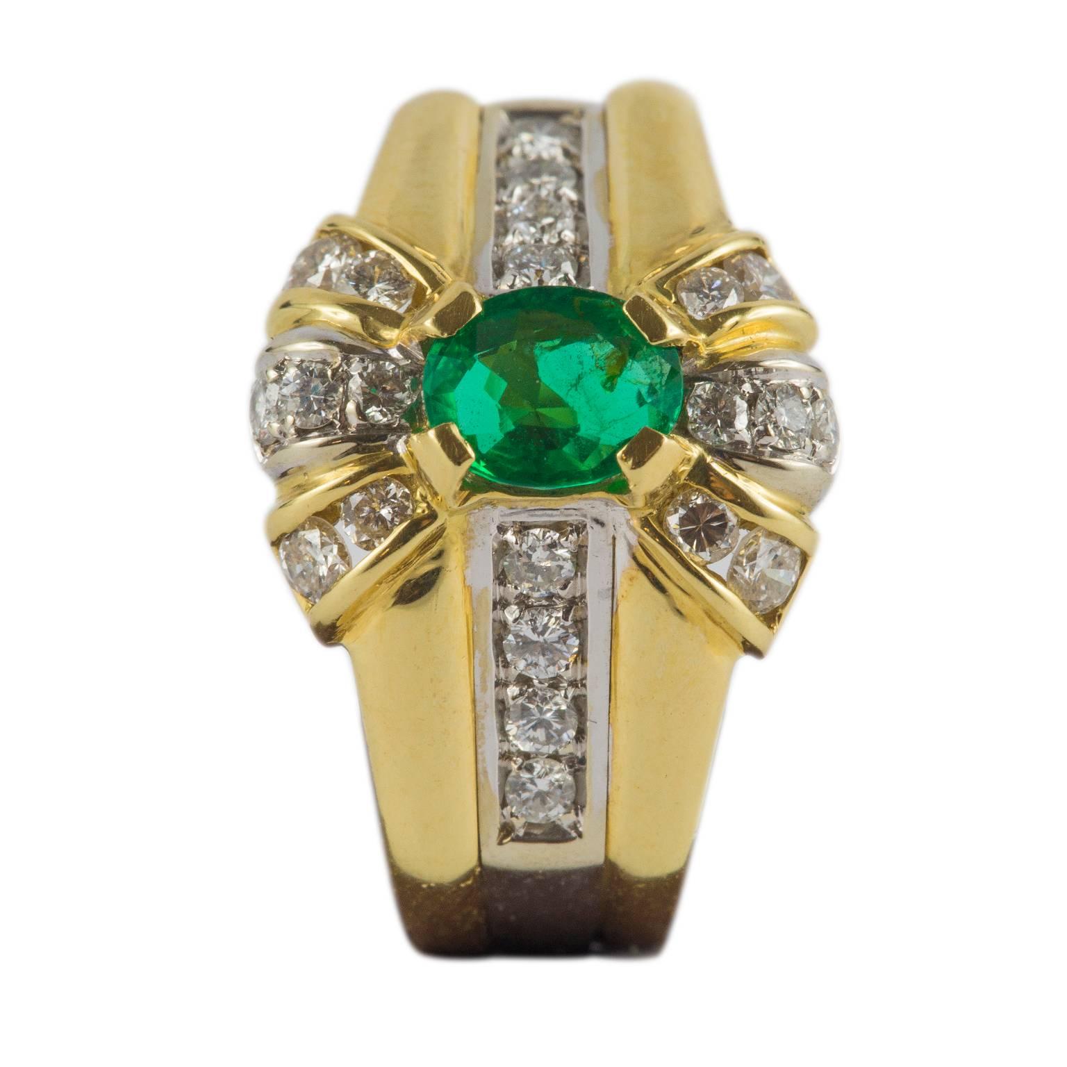 Emerald Diamond Gold Cocktail Ring In New Condition In Florence, Tuscany