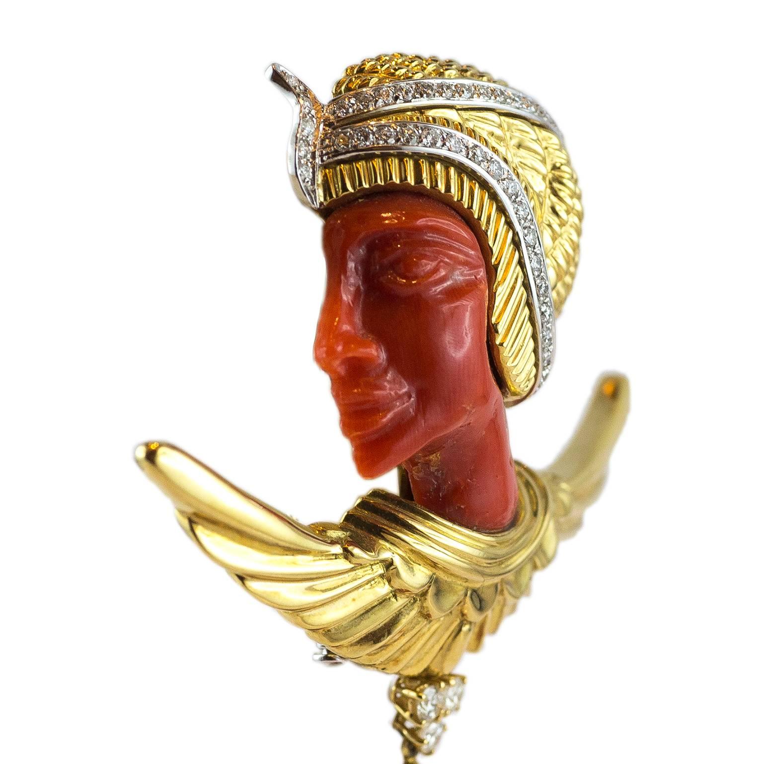 Egyptian Revival Pharaoh Coral Gold Diamond Brooch In New Condition In Florence, Tuscany