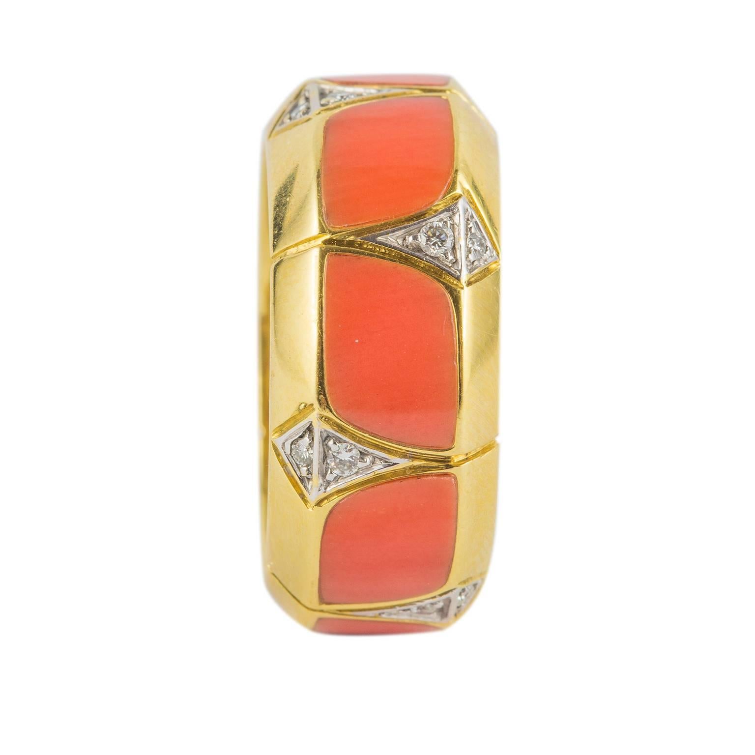 Coral Diamond Gold Ring In New Condition In Florence, Tuscany