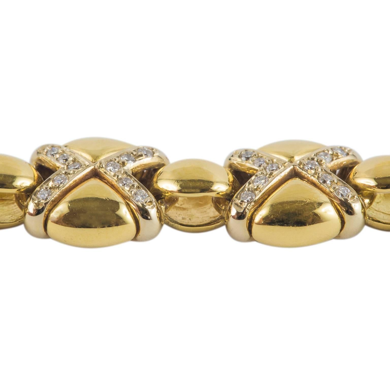 18 Karat Gold Bracelet and Diamonds For Sale 2
