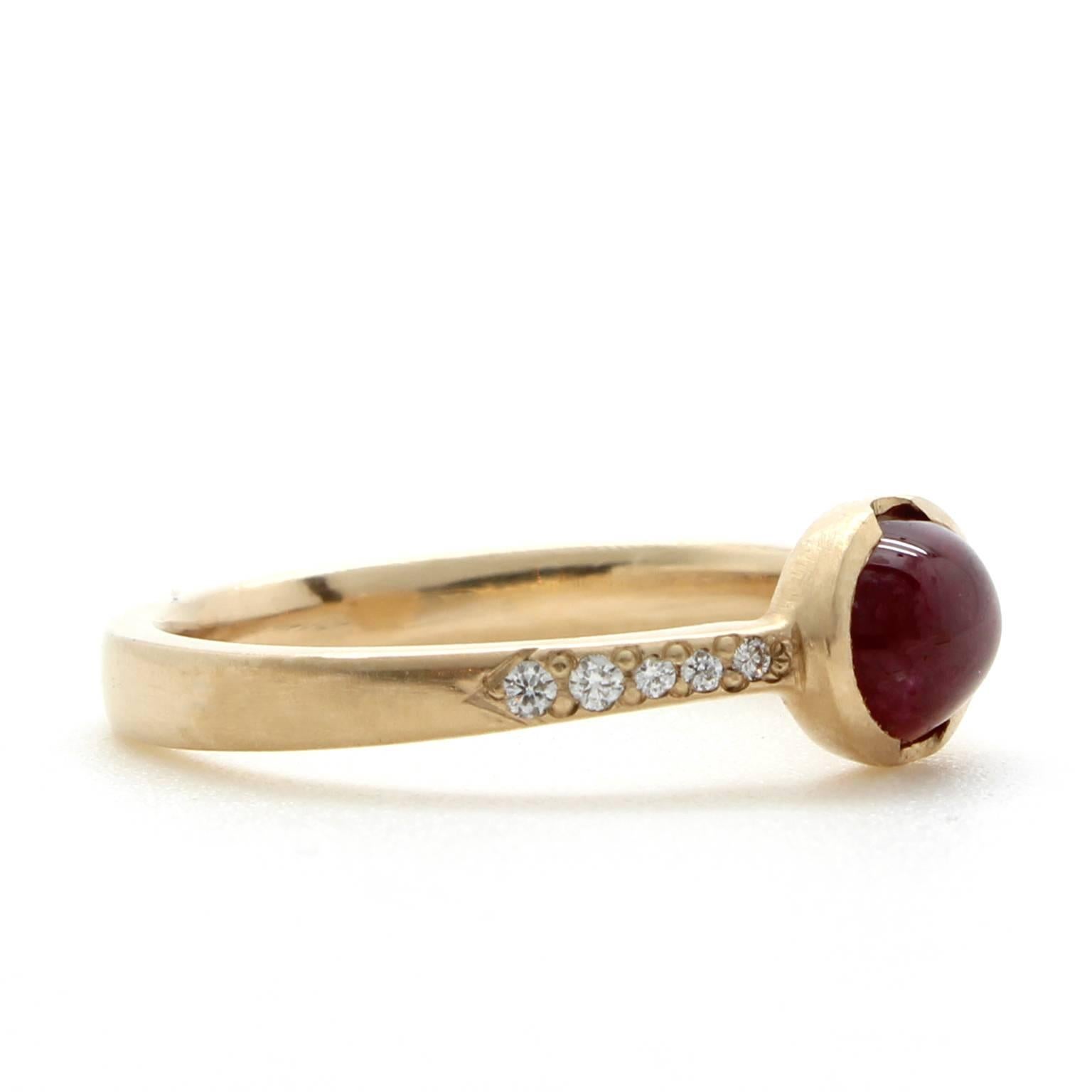 Ruby Cabochon Diamond Gold Ring In New Condition In San Francisco, CA