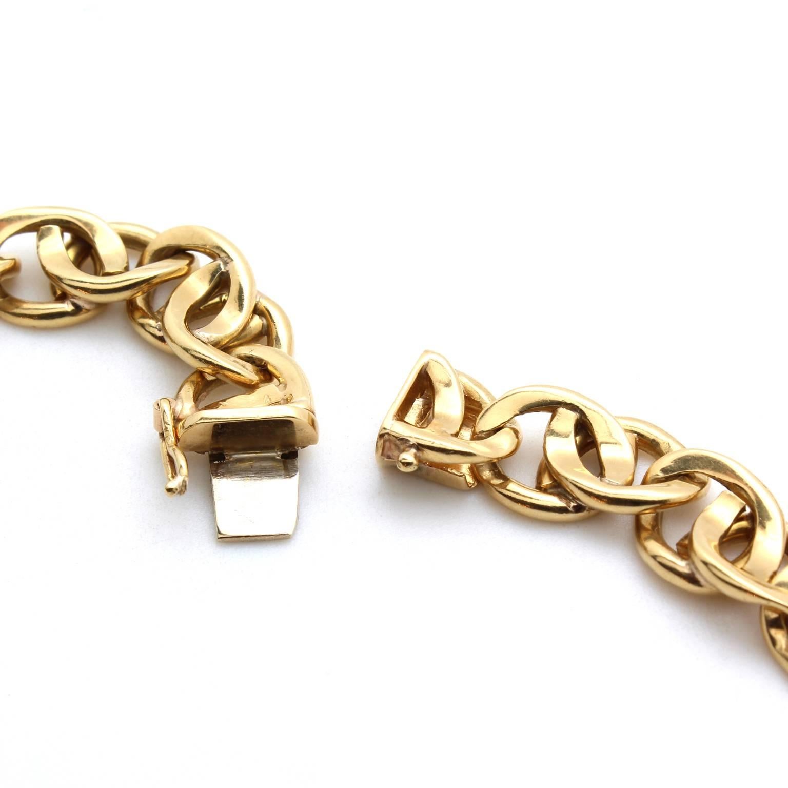 Contemporary Vintage 18 Karat Yellow Gold Fancy Link Chain Necklace For Sale